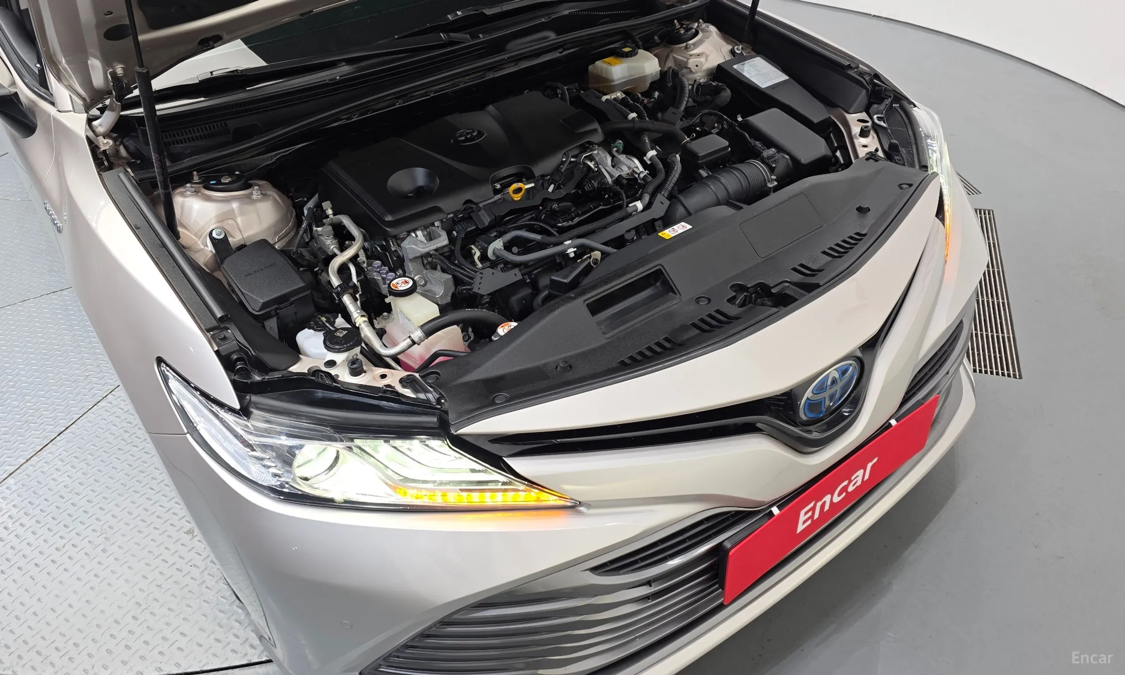 Toyota Camry (XV70) превью 6