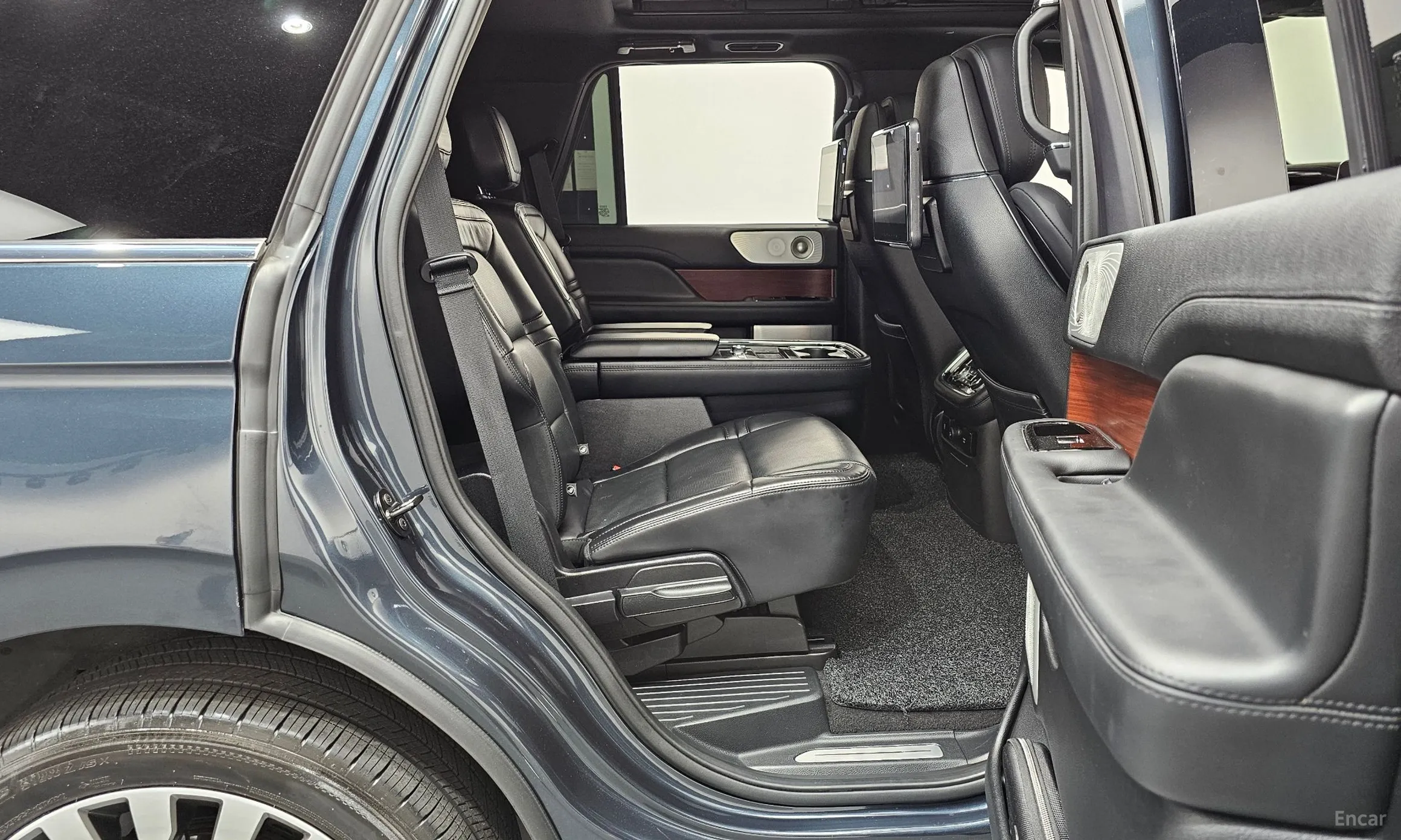 Lincoln Navigator 4th generation превью 11