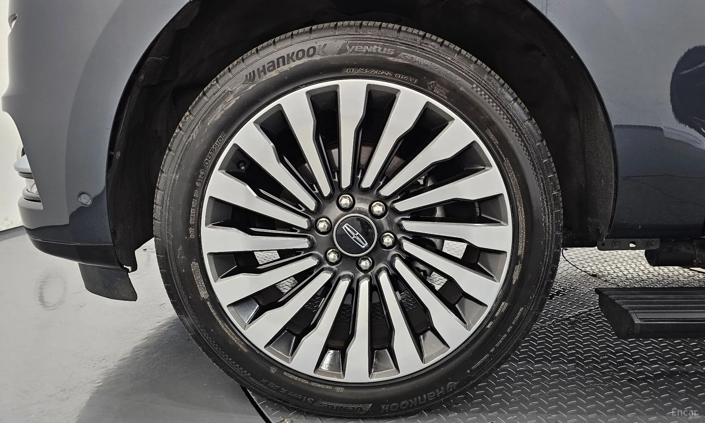 Lincoln Navigator 4th generation превью 5