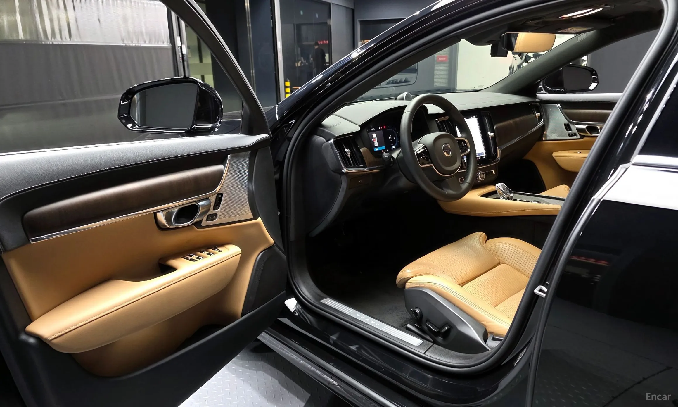 Volvo S90 превью 10