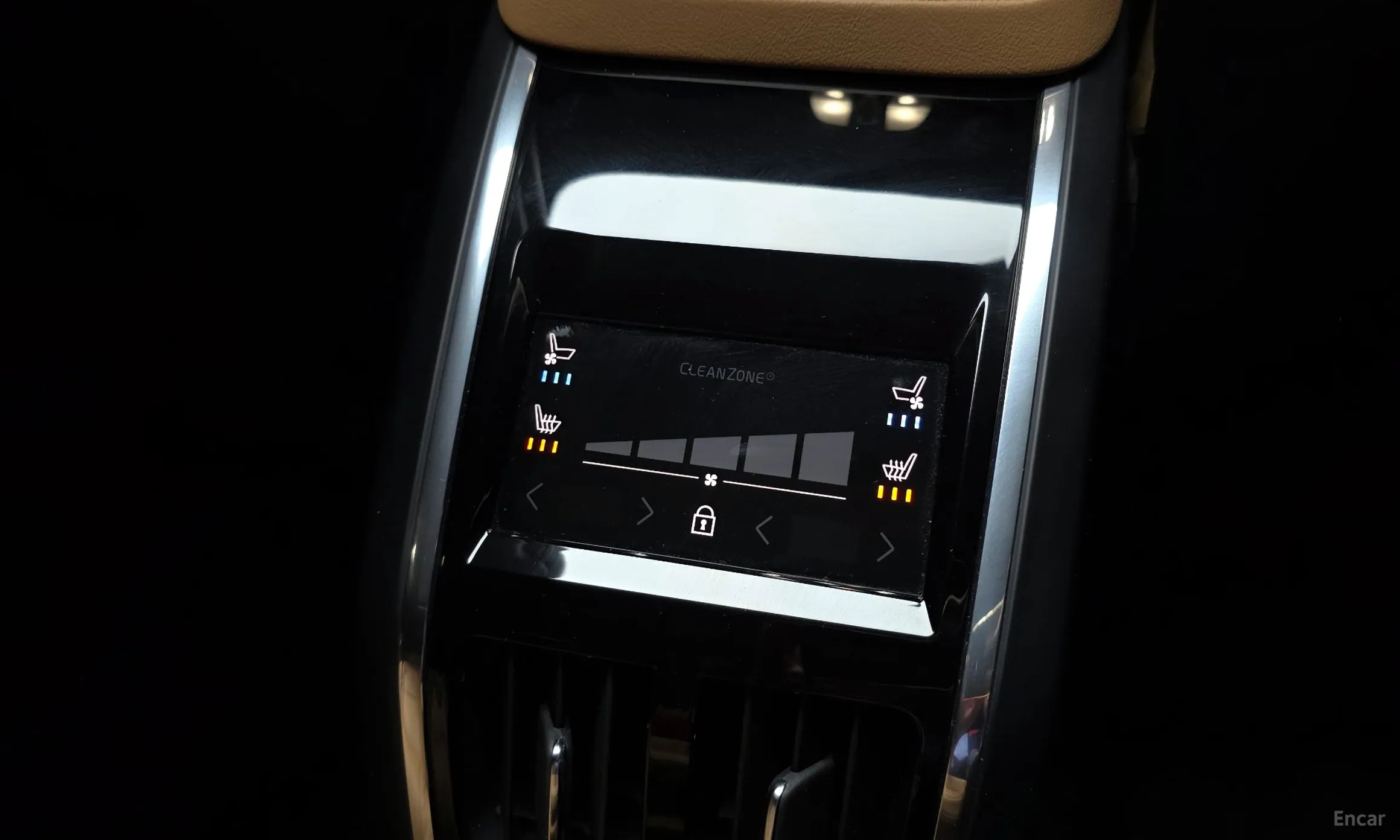 Volvo S90 превью 18