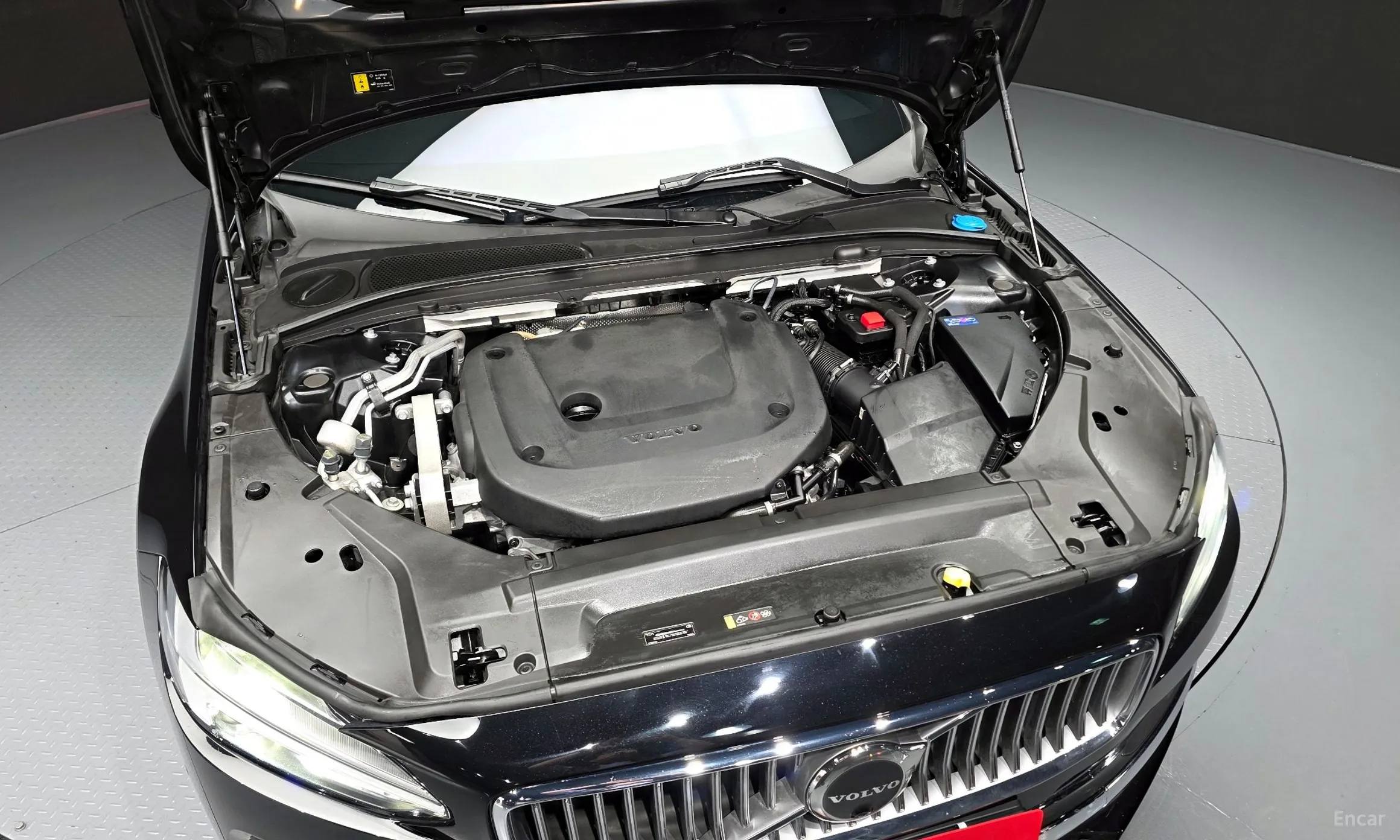 Volvo S90 превью 6