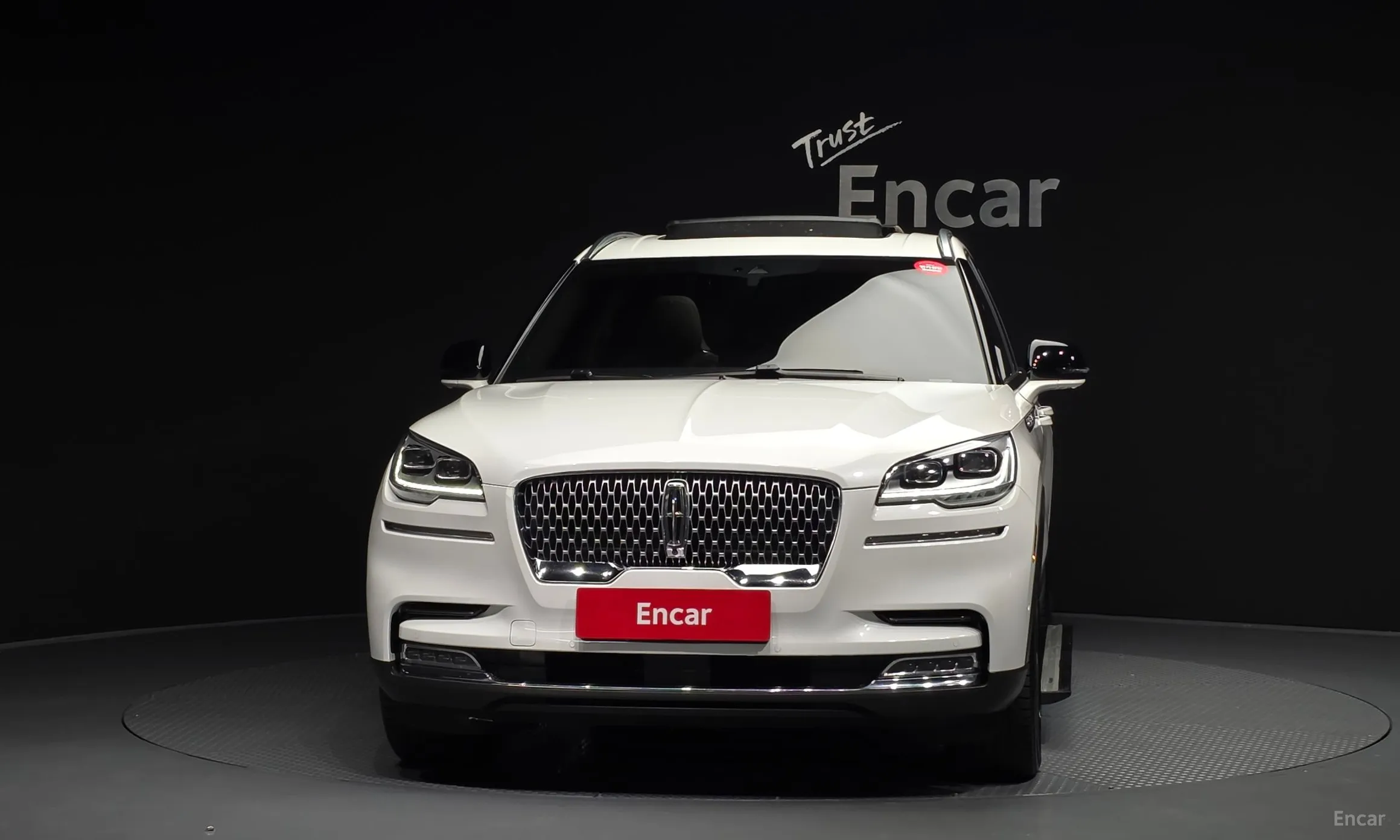 Lincoln Aviator 2nd Generation превью 3