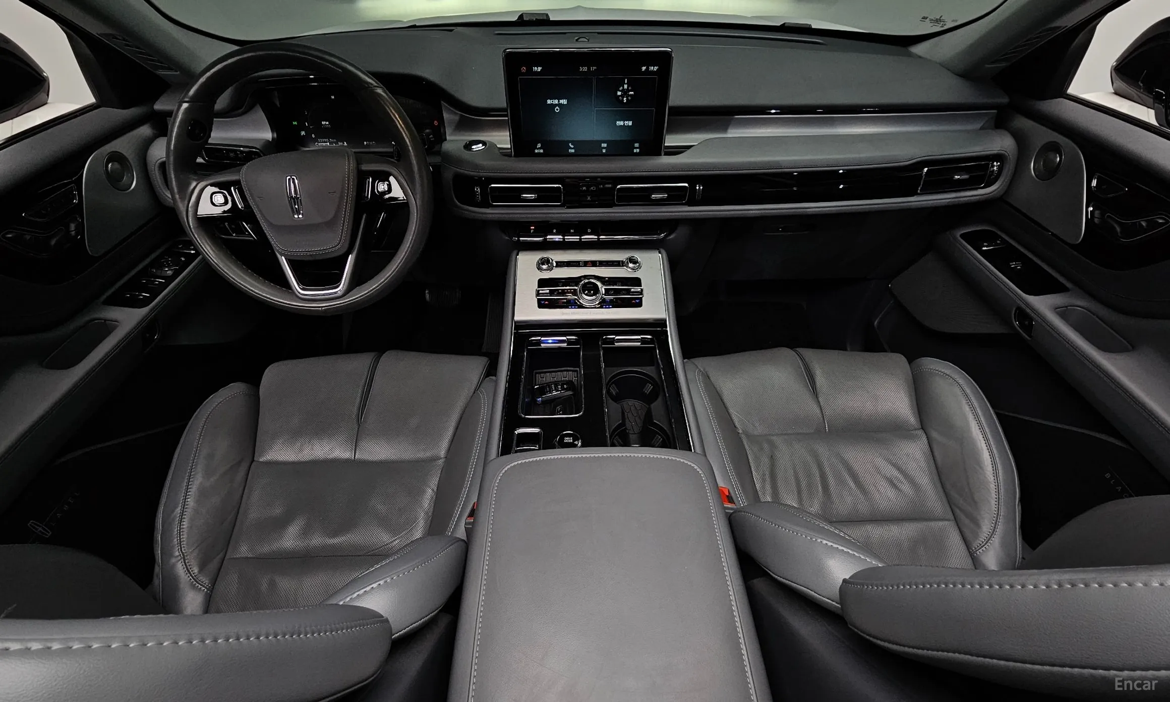 Lincoln Aviator 2nd Generation превью 7