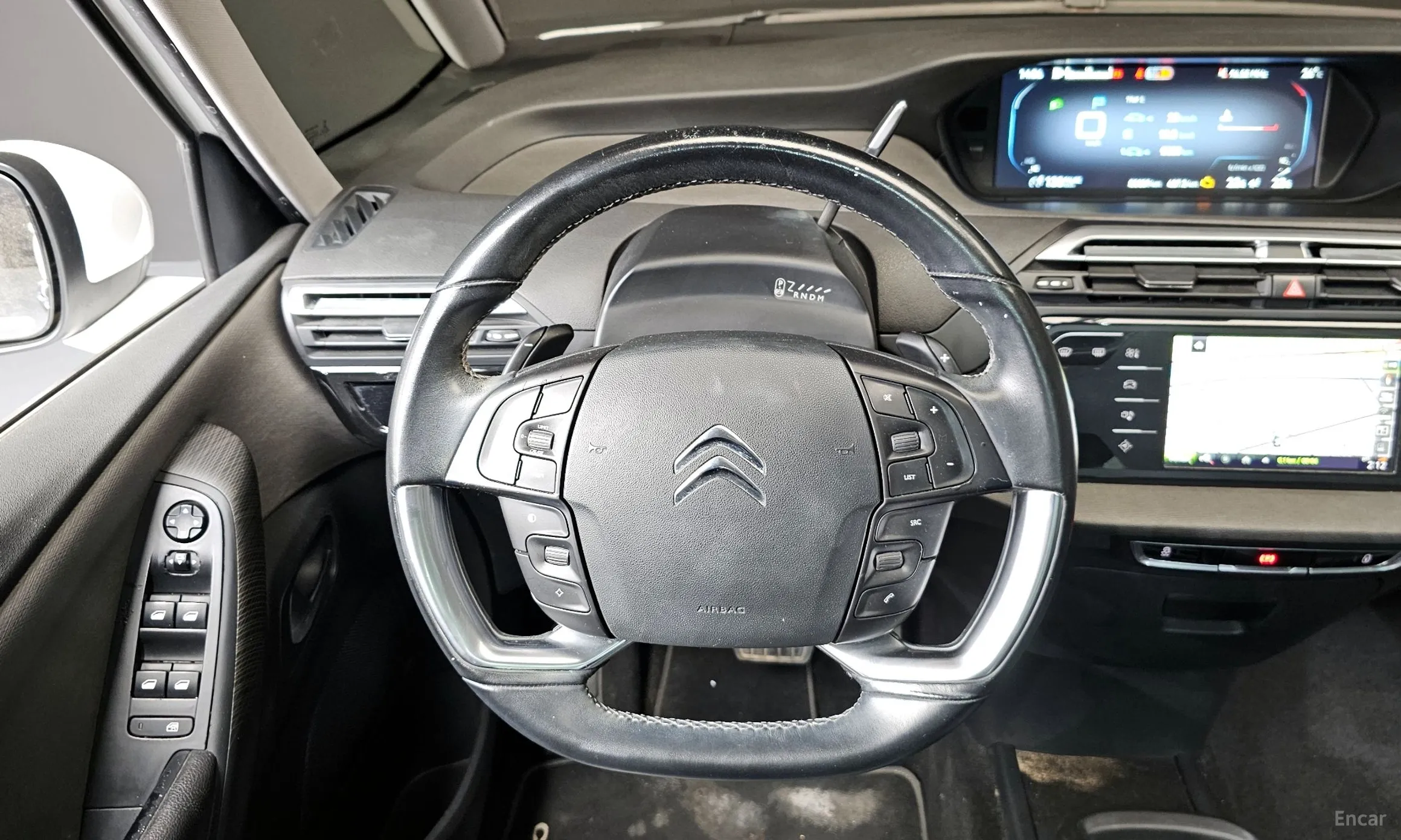 Citroën/DS Grand C4 Picasso превью 12