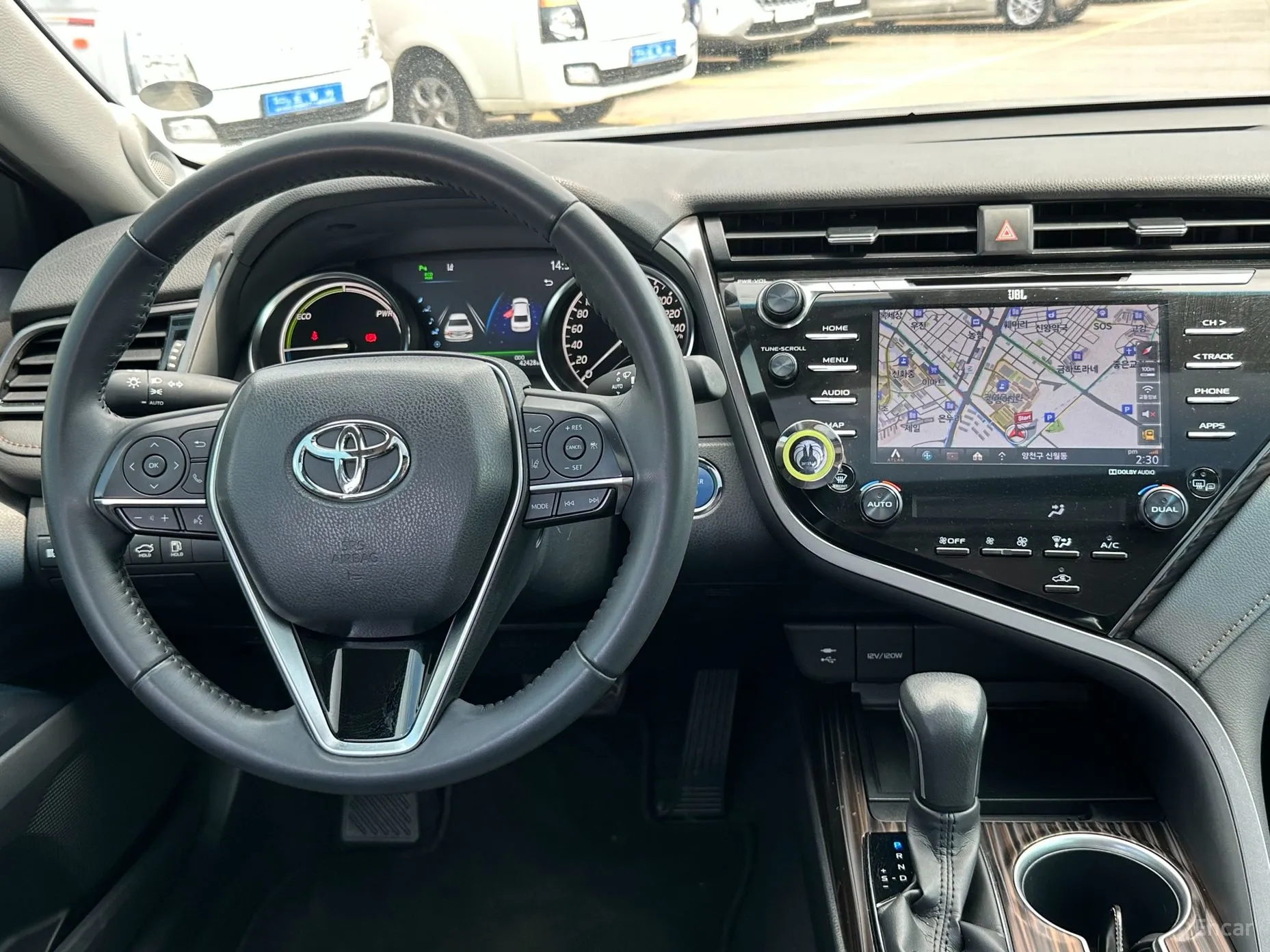 Toyota Camry (XV70) превью 15