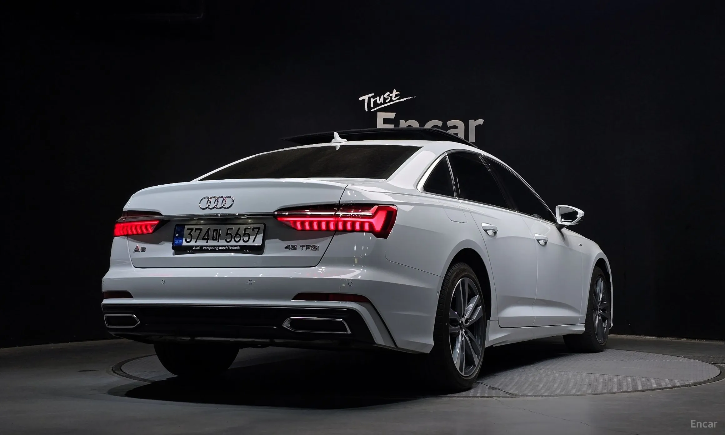 Audi A6 (C8)