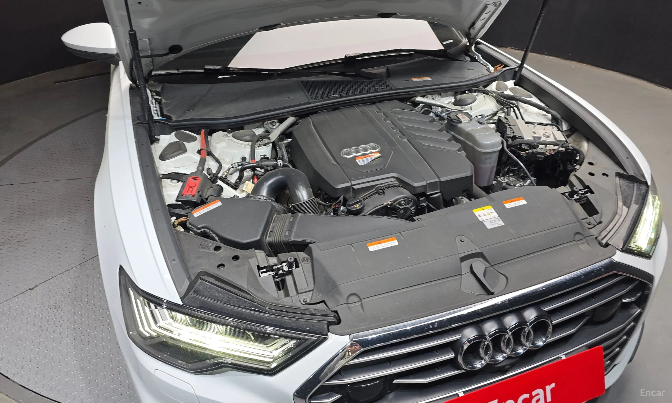 Audi A6 (C8) превью 6