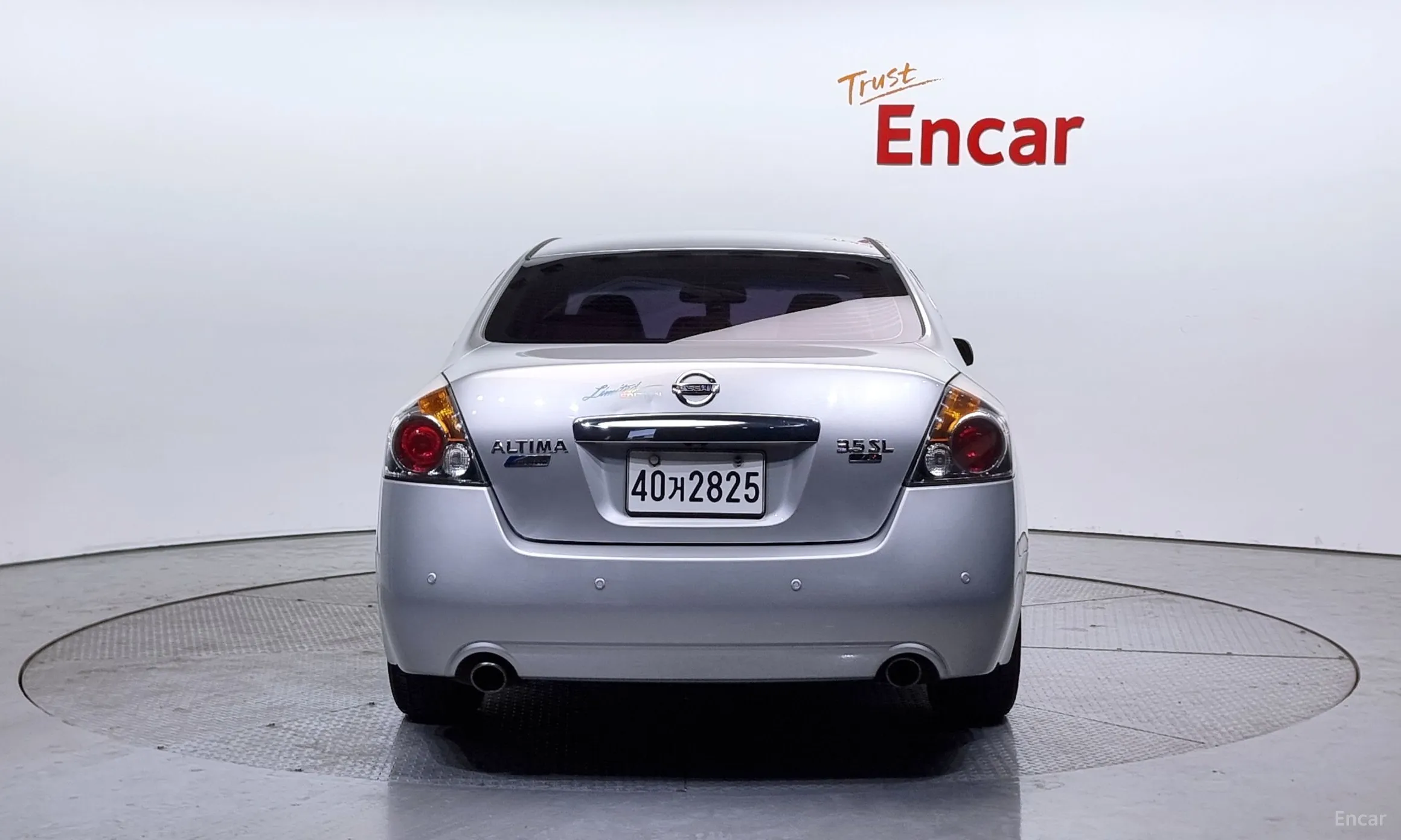 Nissan Altima превью 4