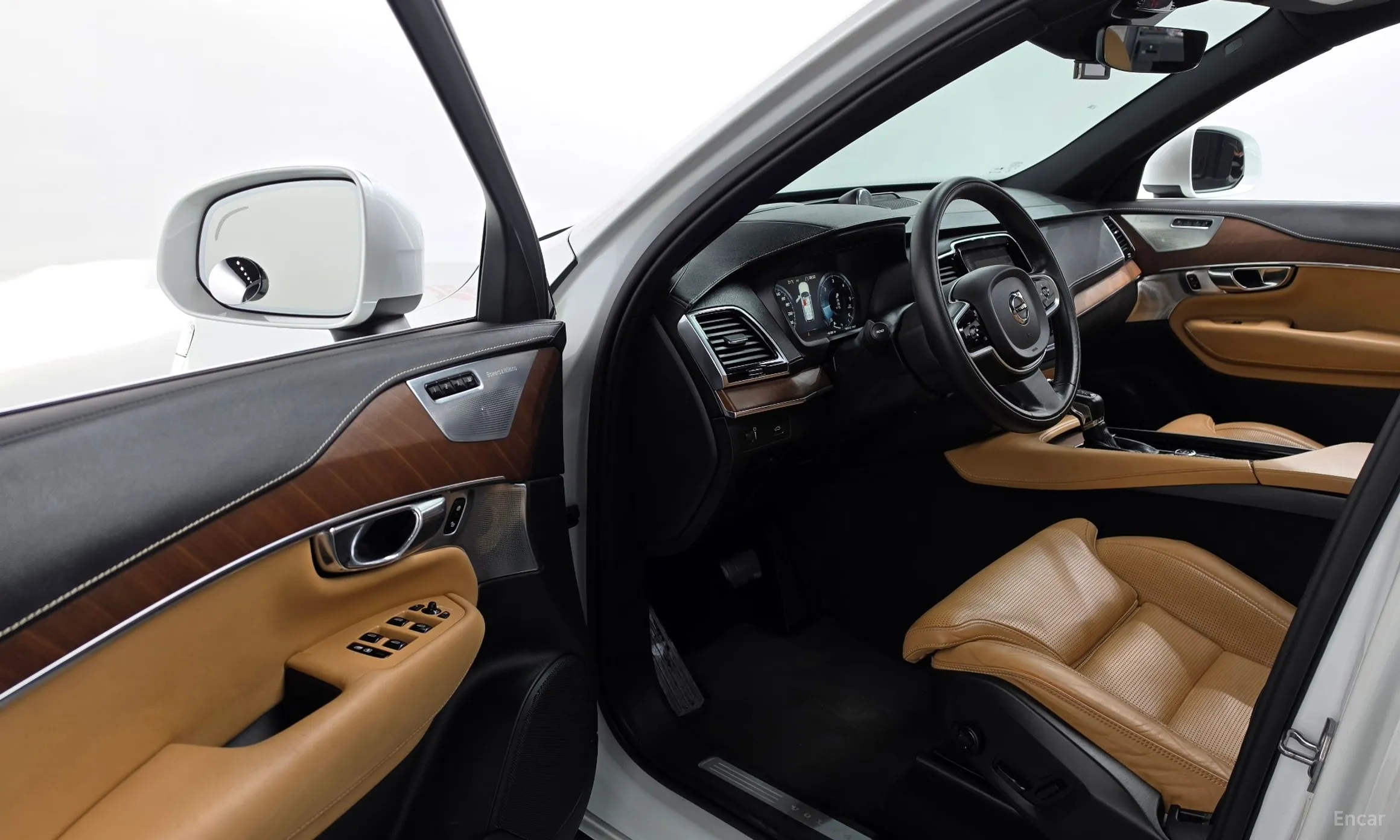 Volvo XC90 Gen 2 превью 10