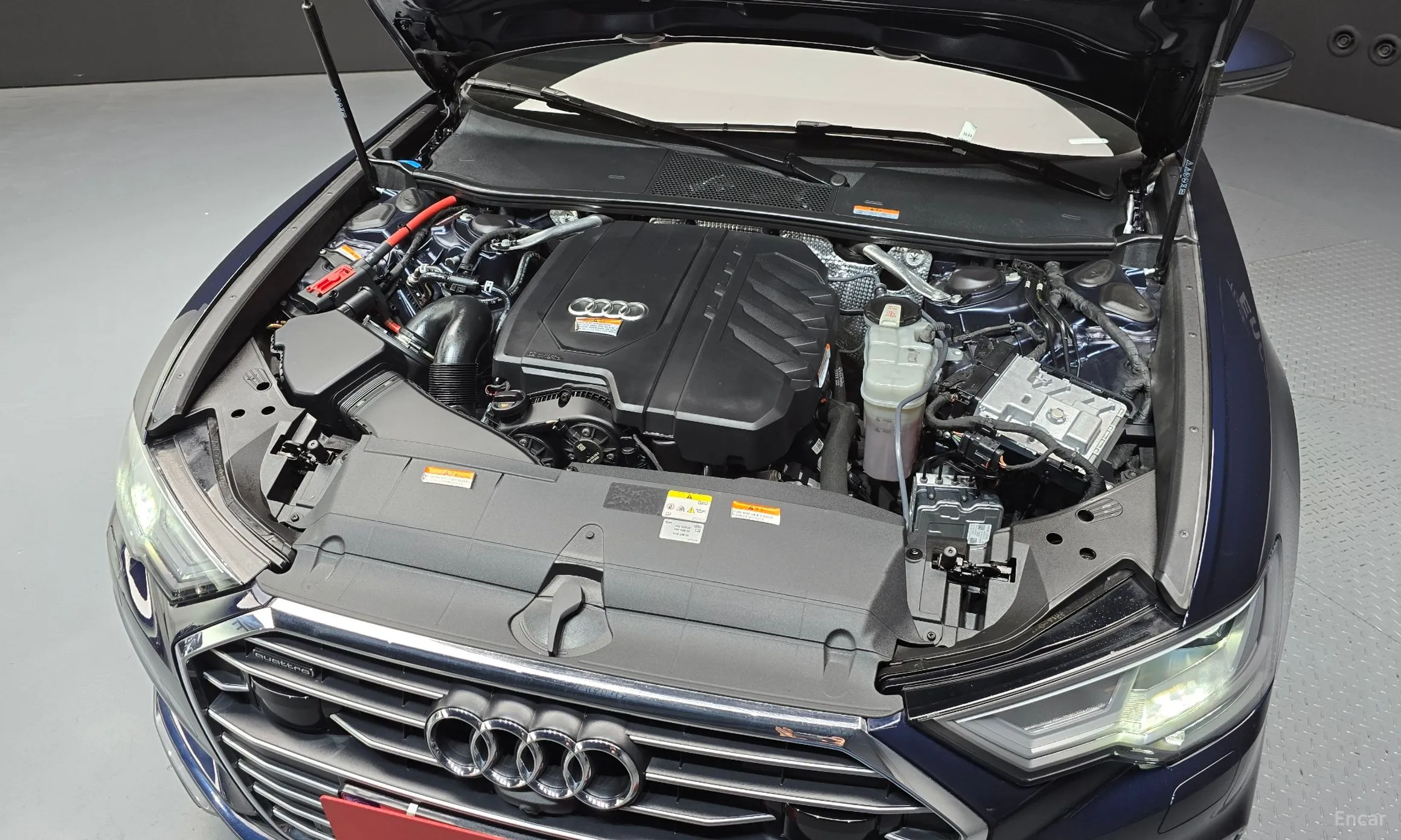 Audi A6 (C8) превью 6