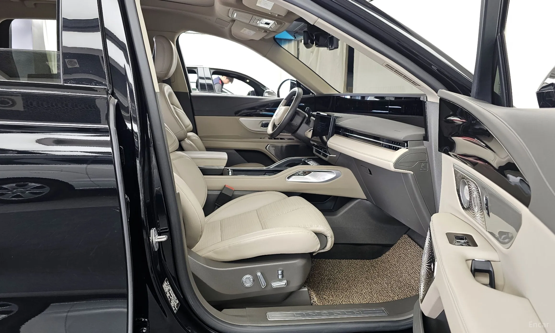 Lincoln Nautilus Gen 2 превью 11