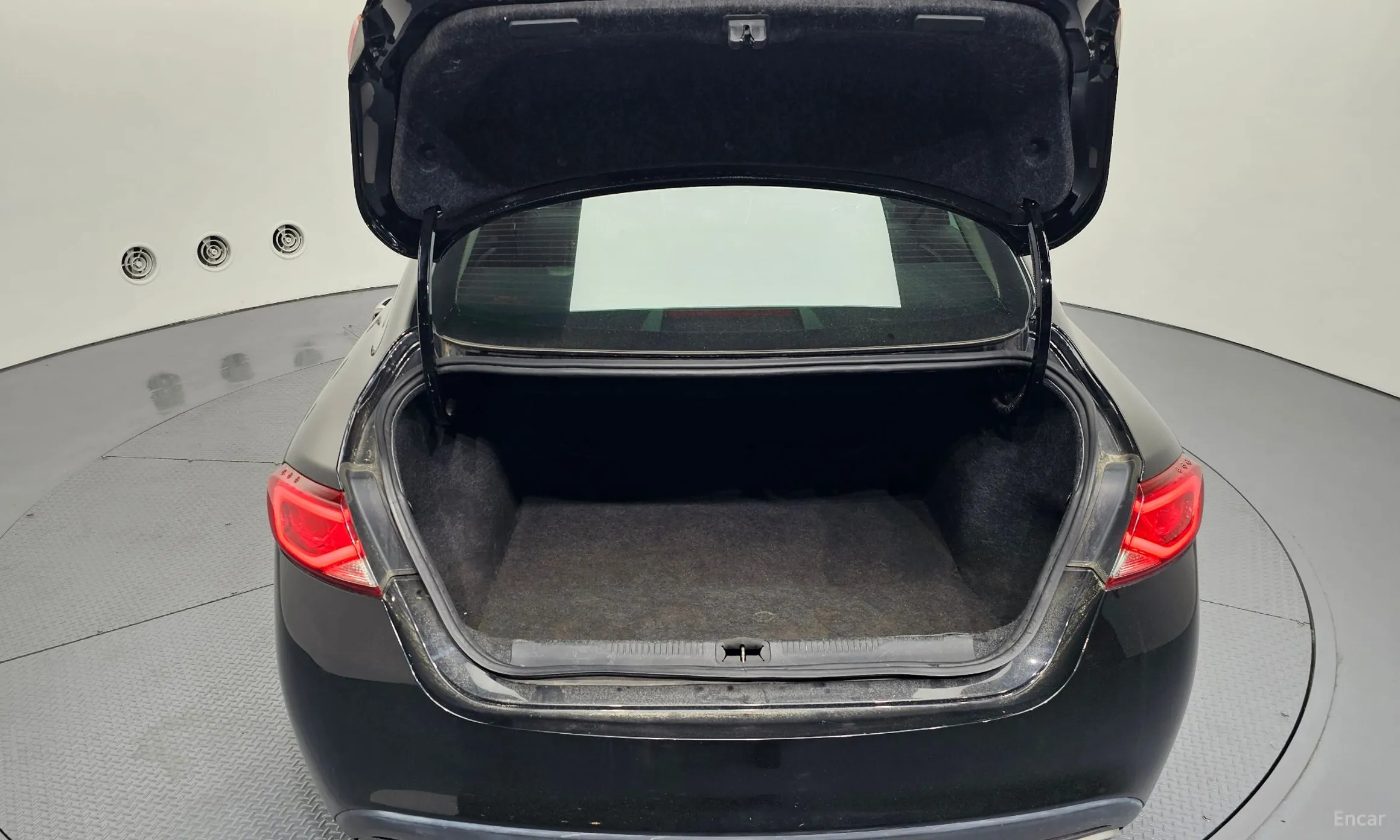 Chrysler 200 Second generation превью 20