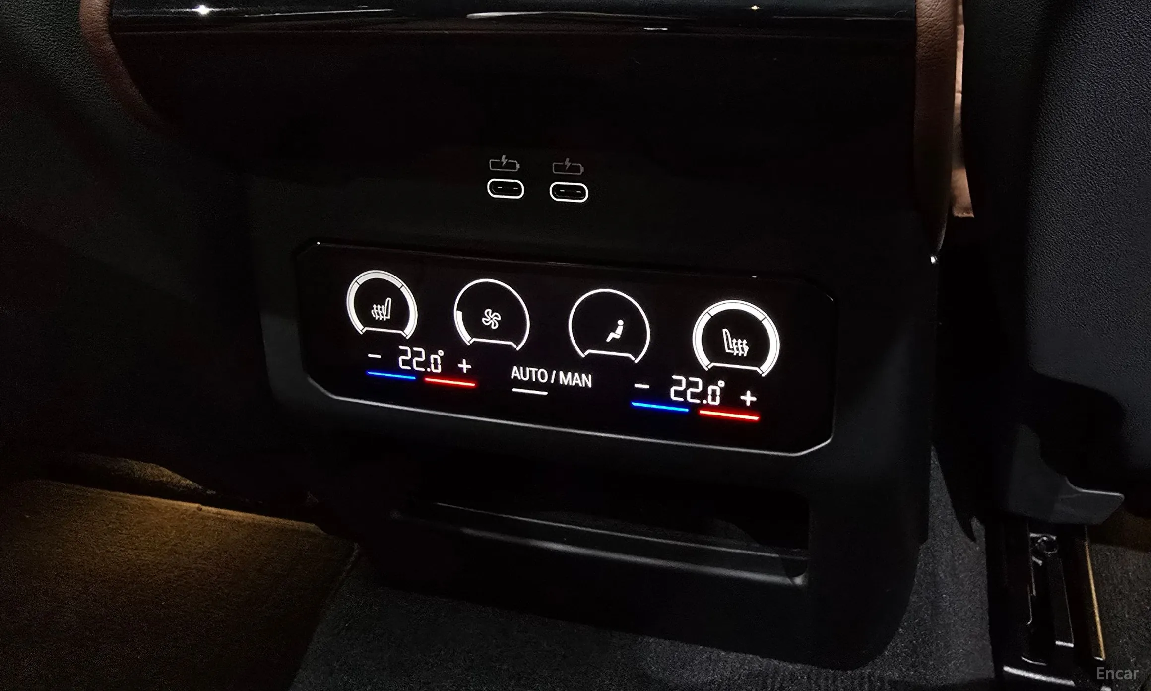 BMW 5 Series (G60) превью 16