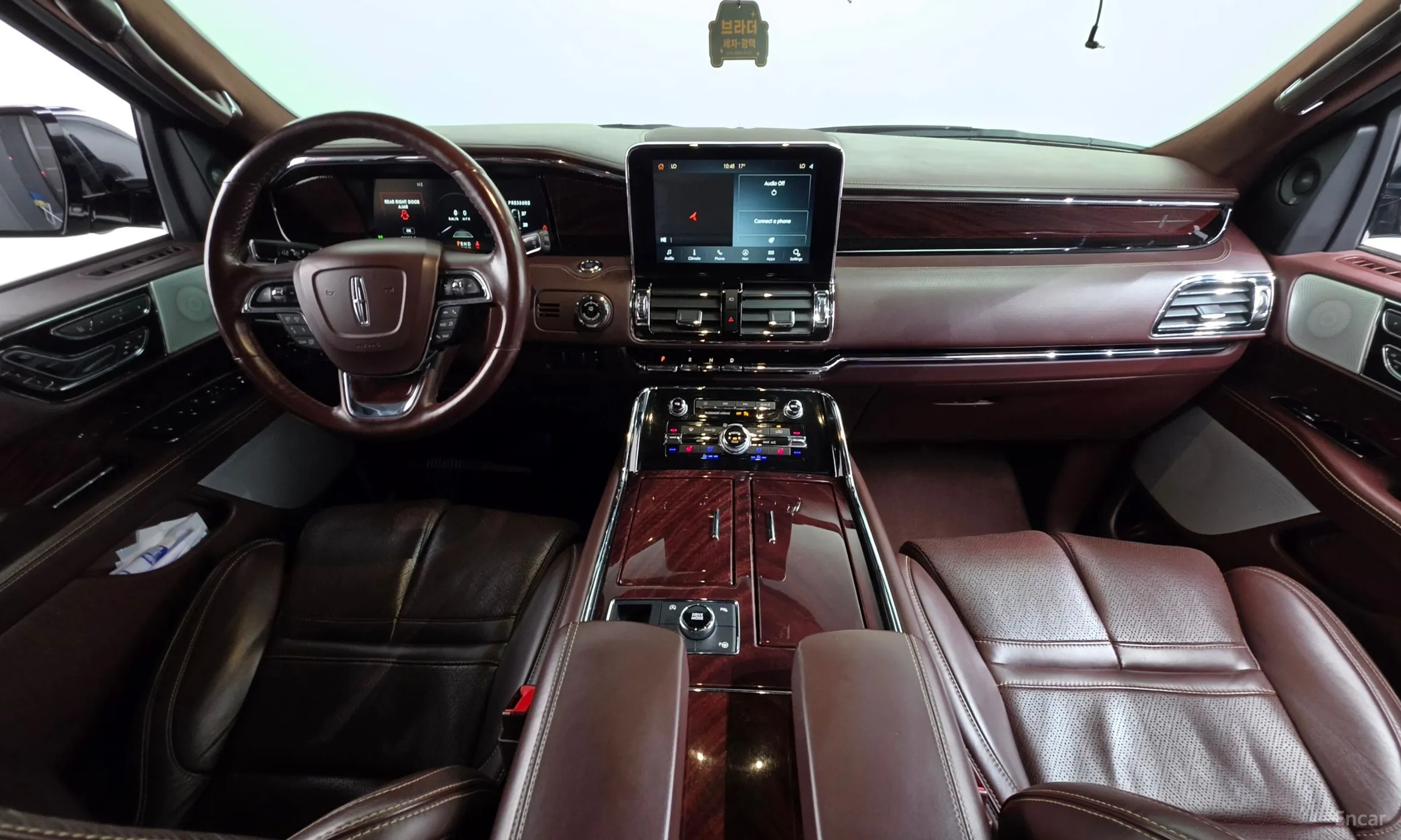 Lincoln Navigator 4th generation превью 7