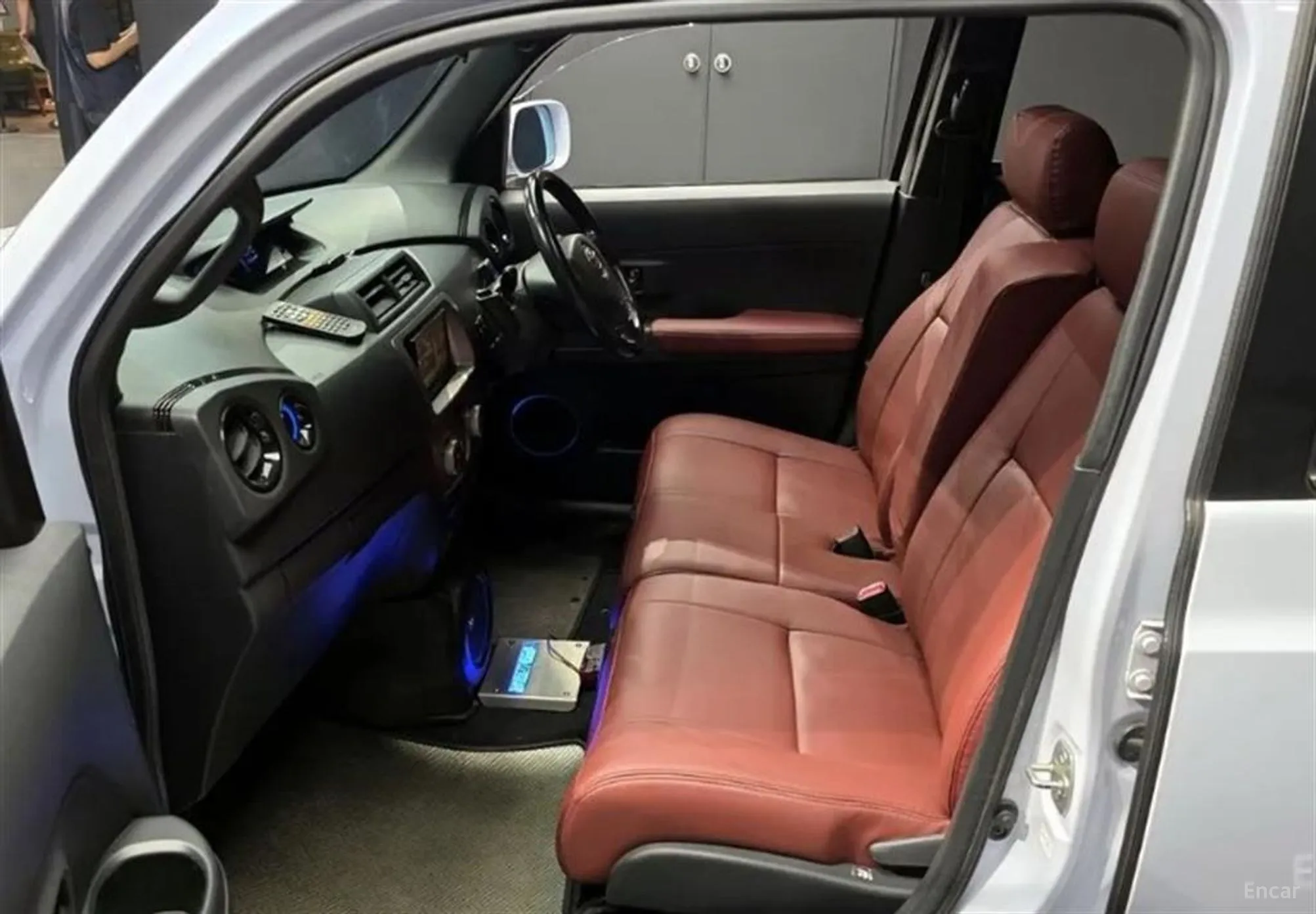 Toyota Bb превью 10