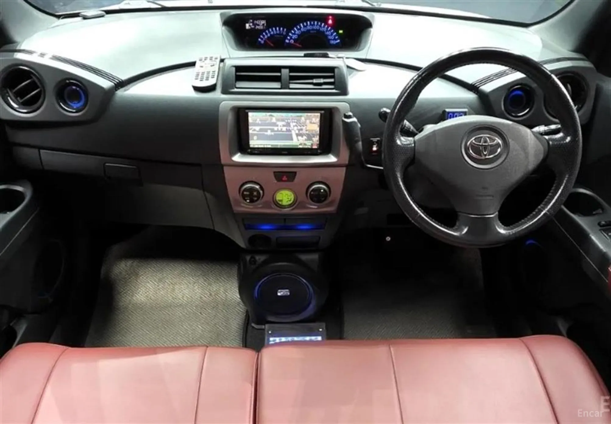 Toyota Bb превью 7