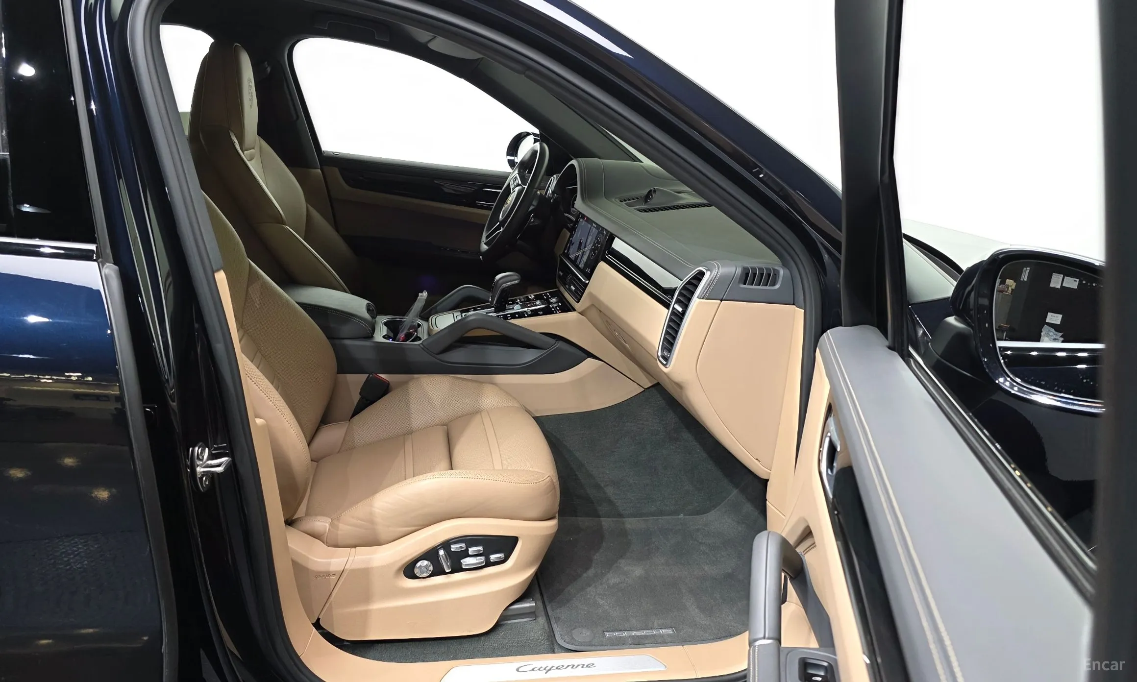 Porsche Cayenne (PO536) превью 11