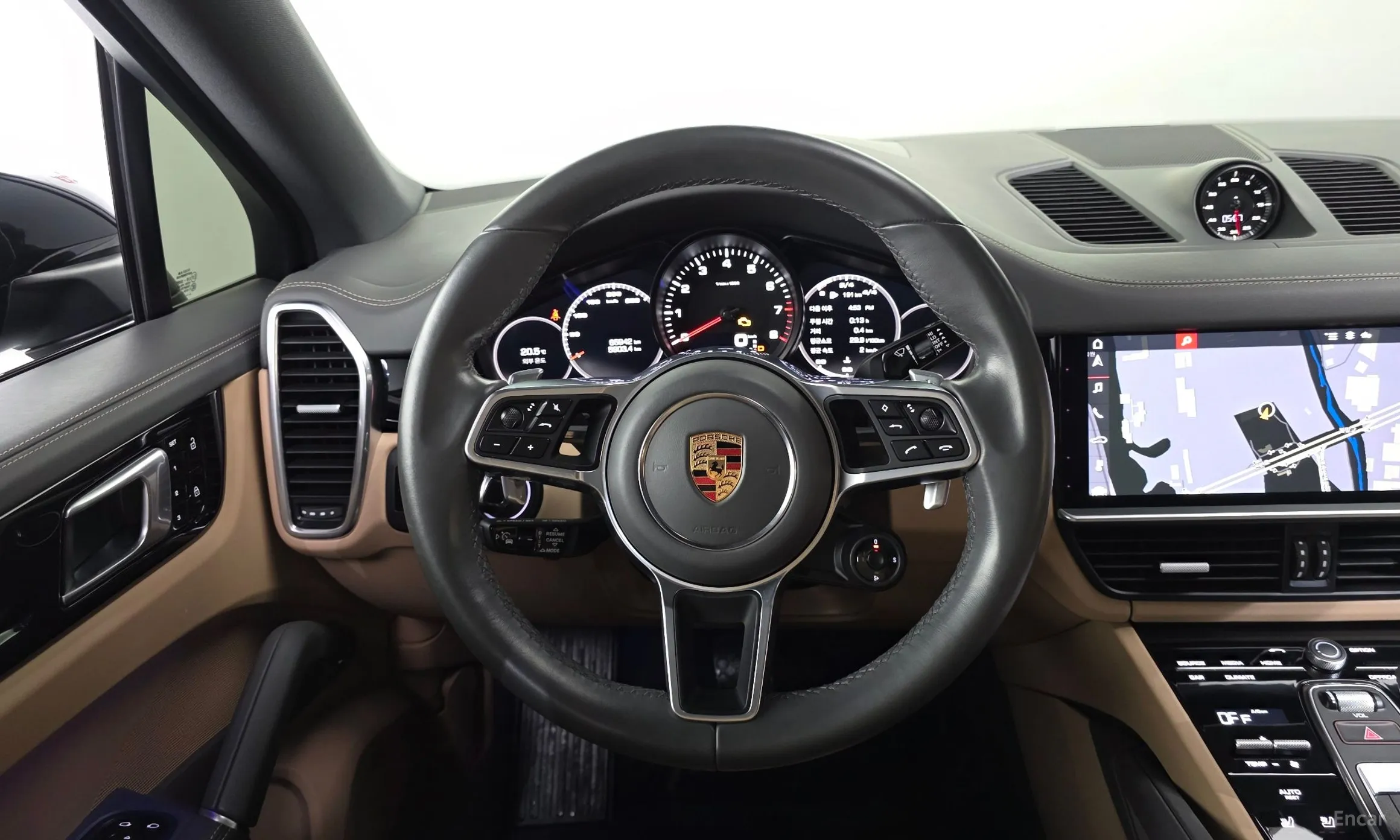 Porsche Cayenne (PO536) превью 13