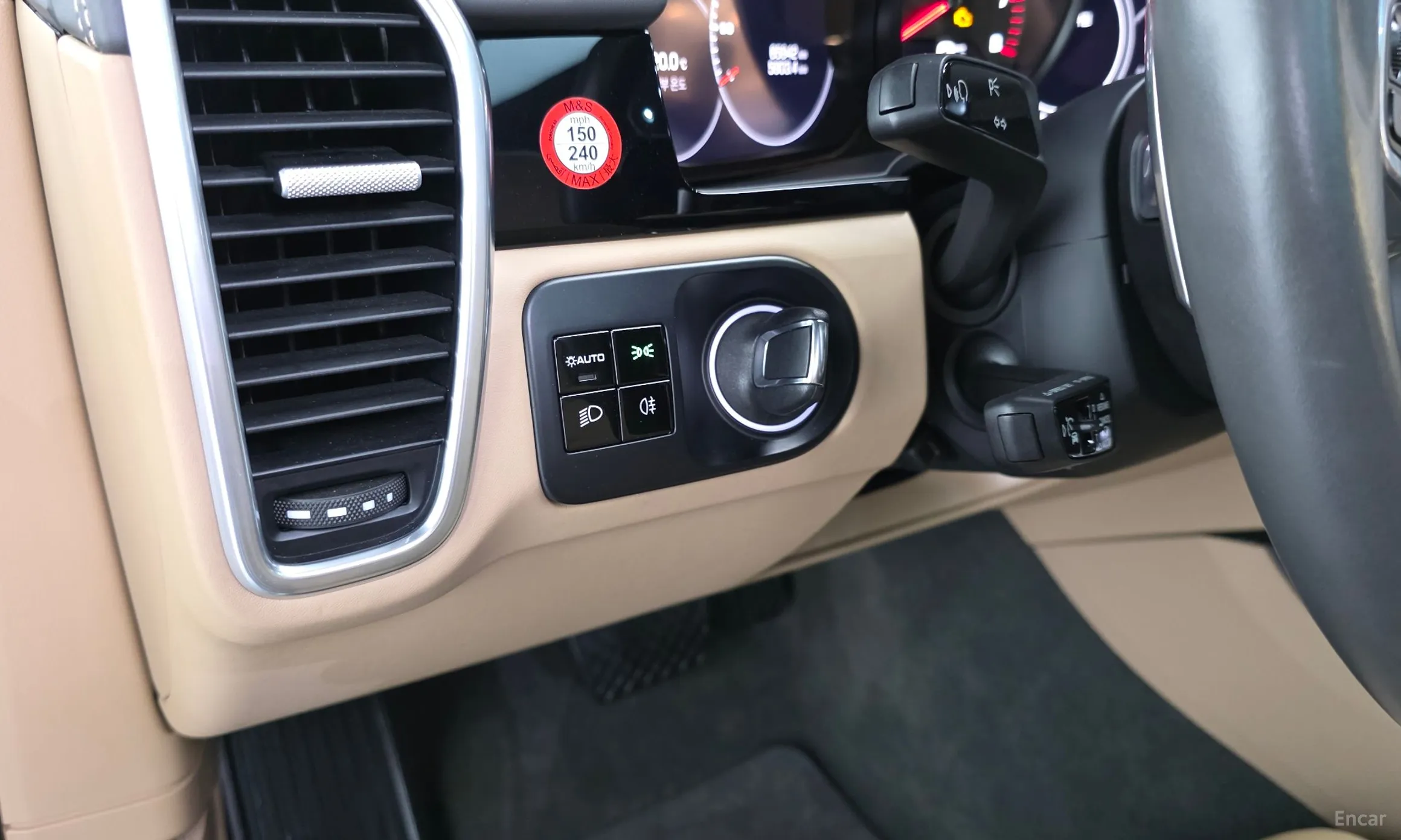 Porsche Cayenne (PO536) превью 14