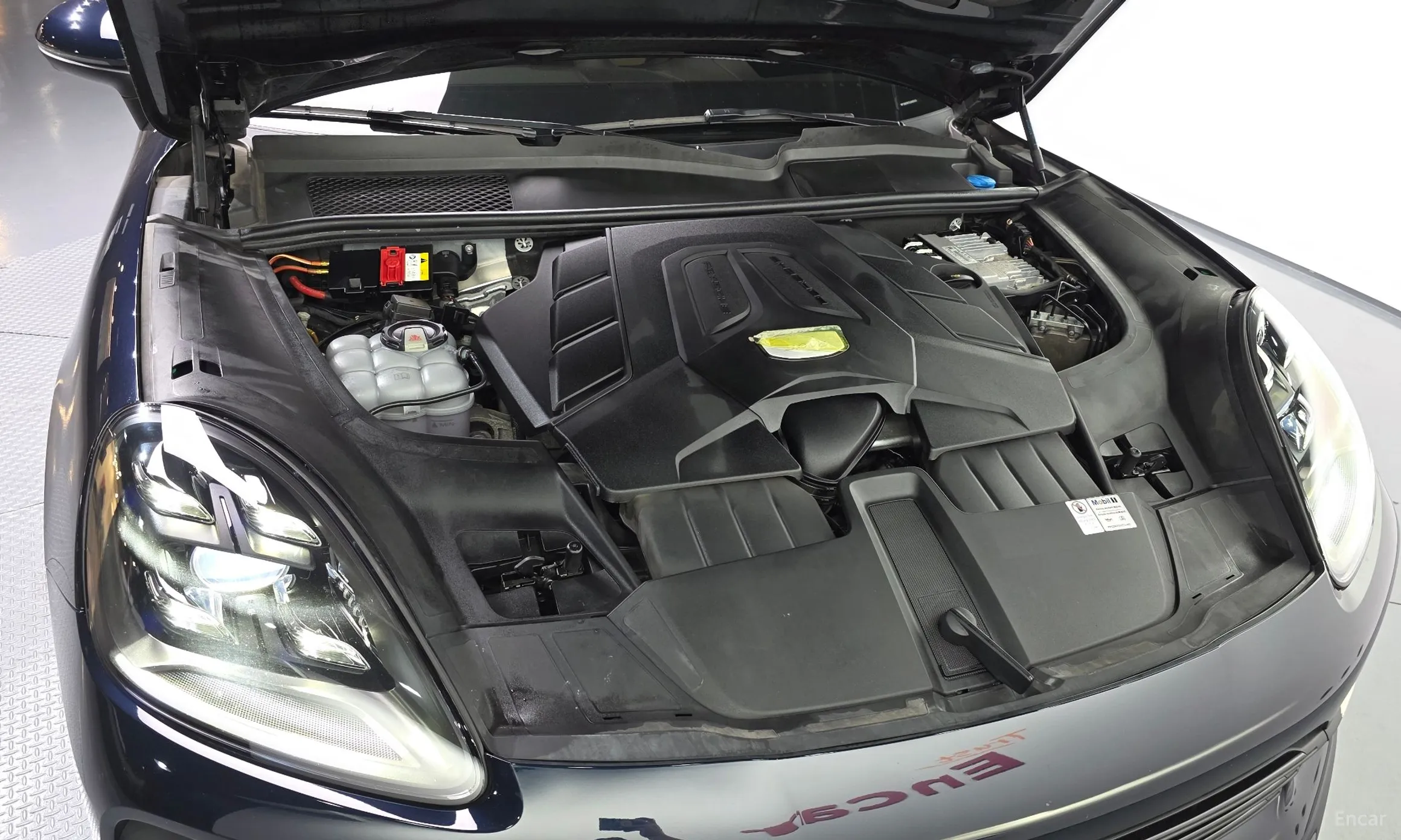 Porsche Cayenne (PO536) превью 6