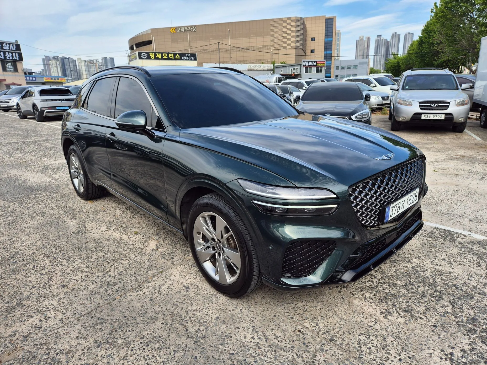 Genesis GV70 превью 3