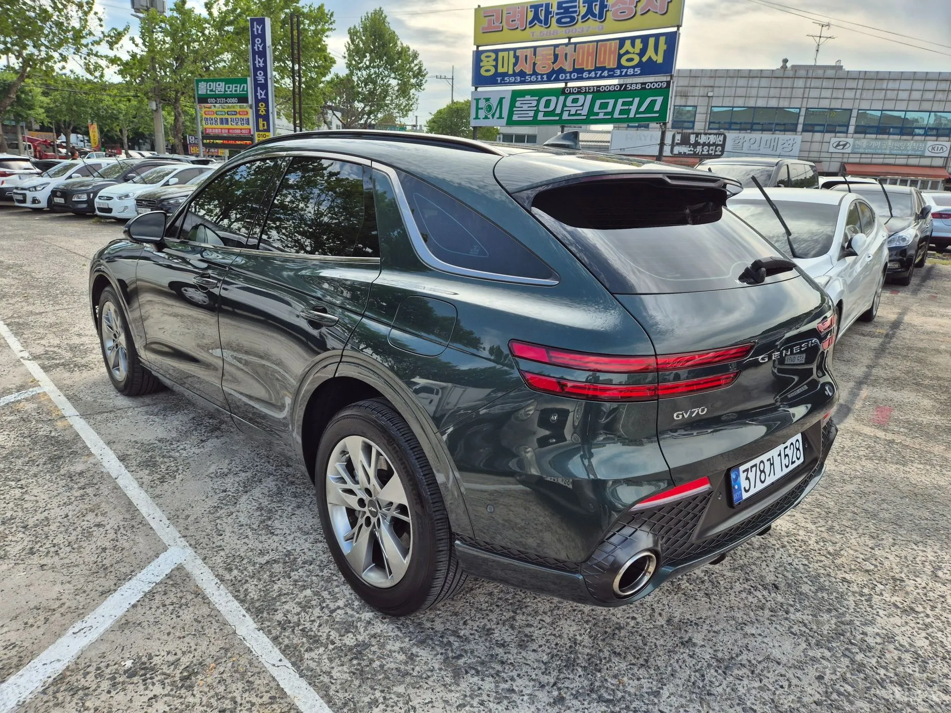 Genesis GV70 превью 4