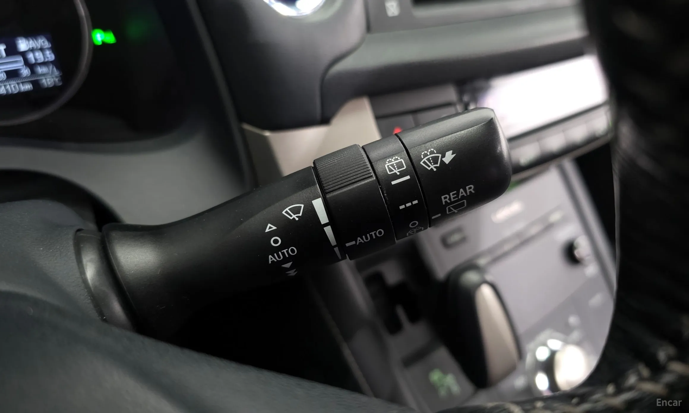 Lexus CT200h превью 17