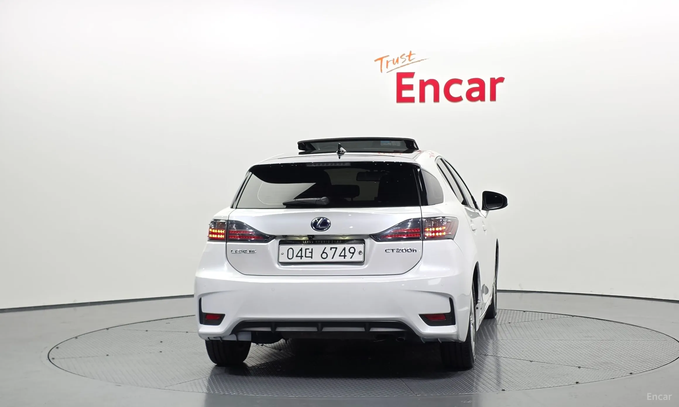 Lexus CT200h превью 4