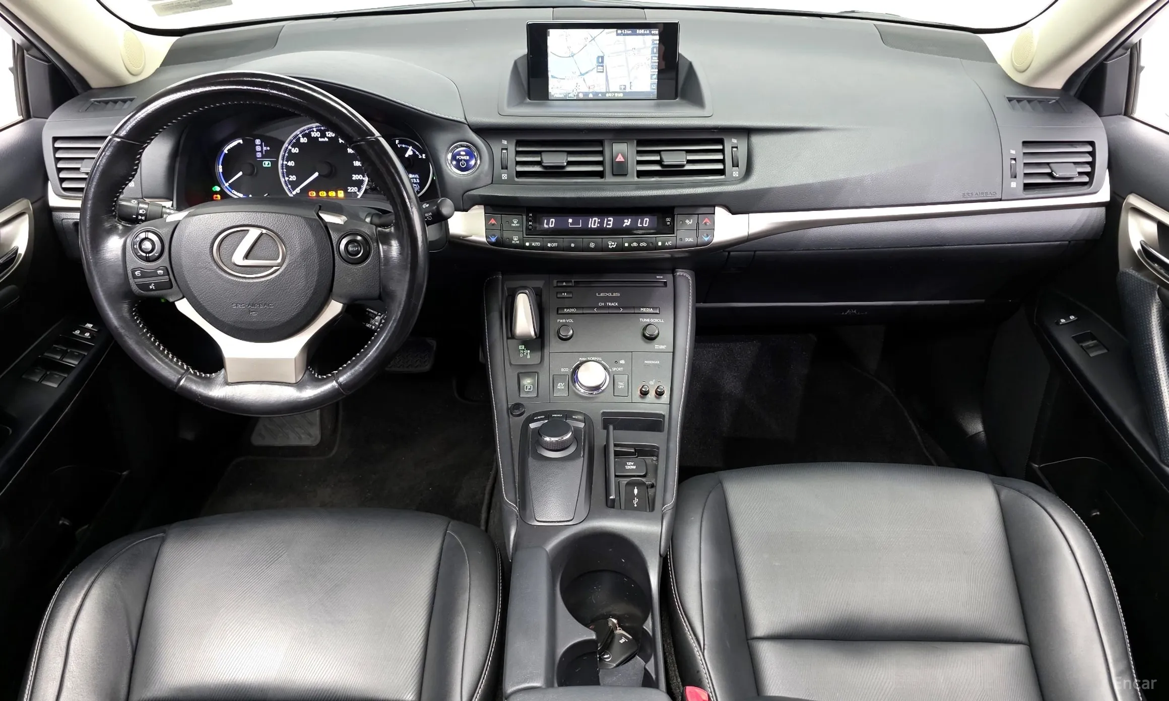 Lexus CT200h превью 7
