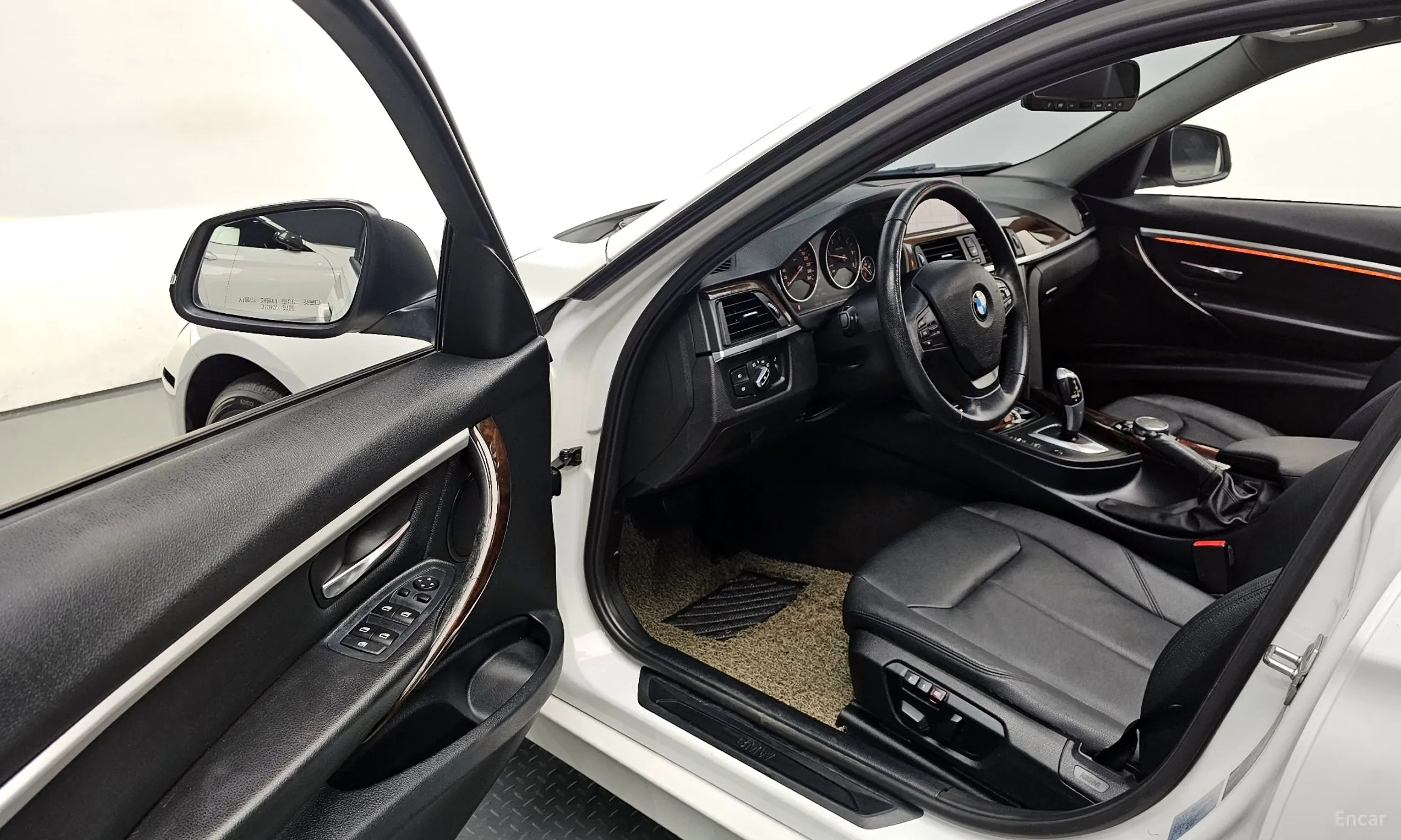 BMW 3 Series (F30) превью 10