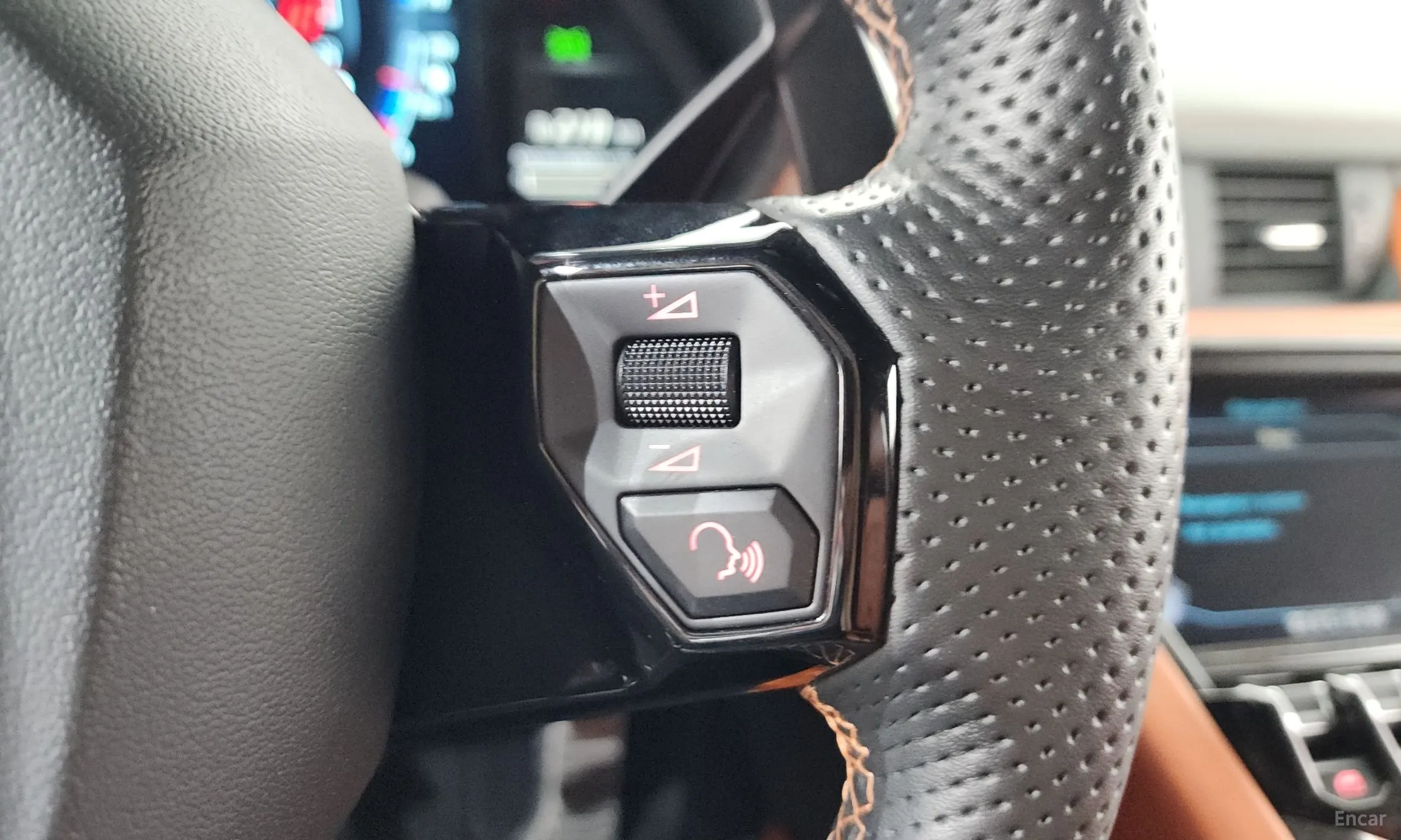 Lamborghini Aventador превью 15