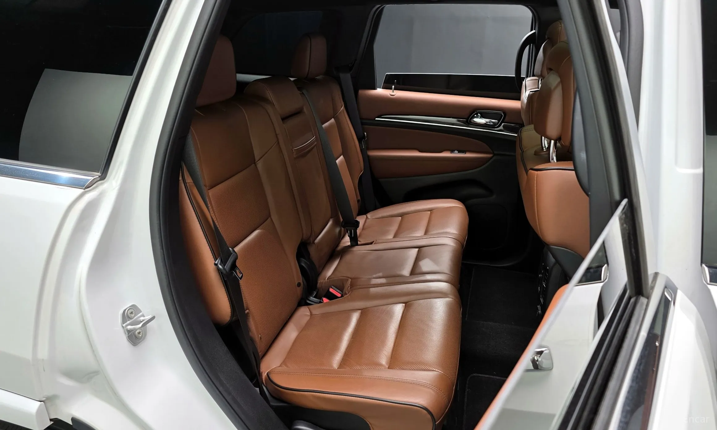 Jeep Grand Cherokee превью 11