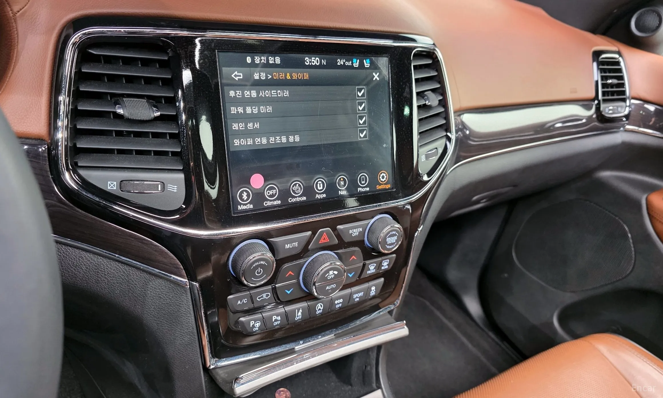 Jeep Grand Cherokee превью 16