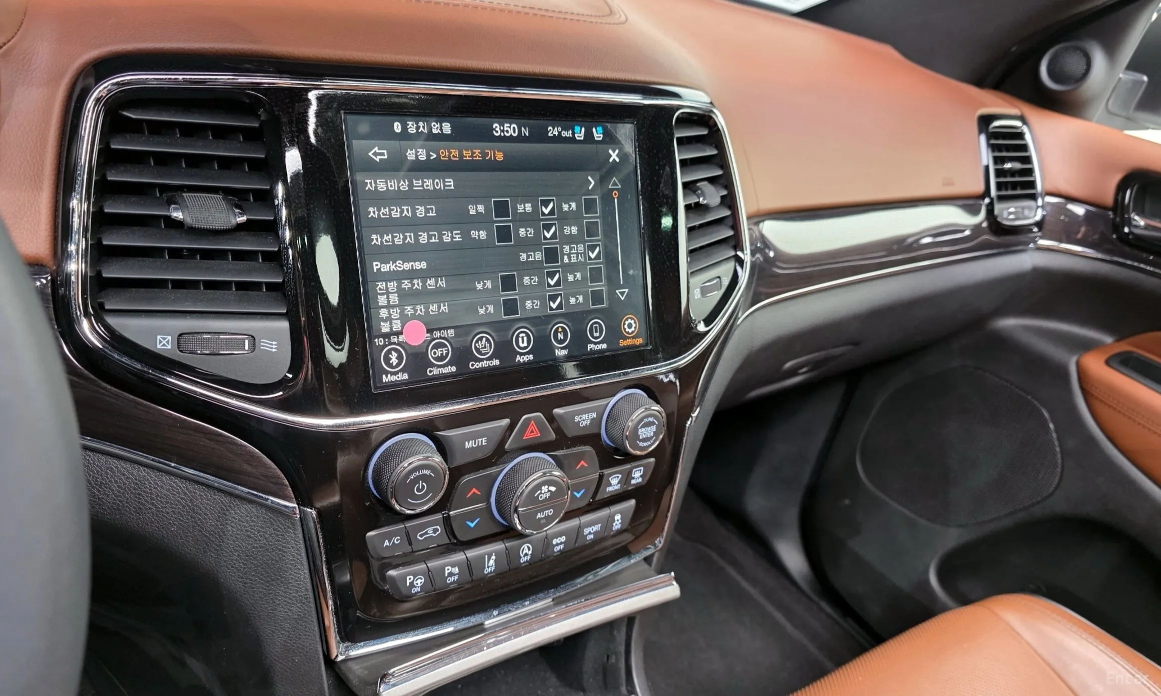 Jeep Grand Cherokee превью 17