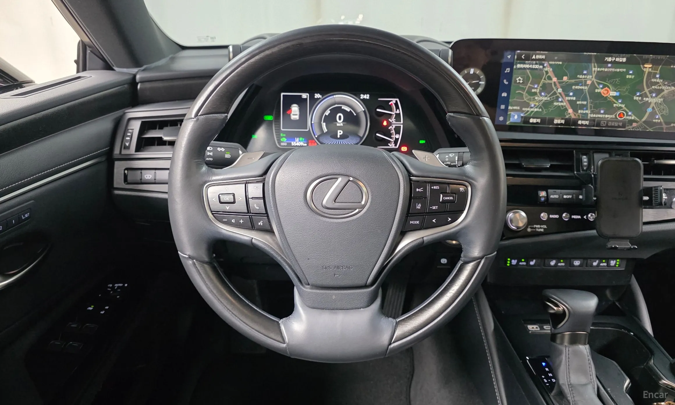 Lexus ES300h 7th Generation превью 13