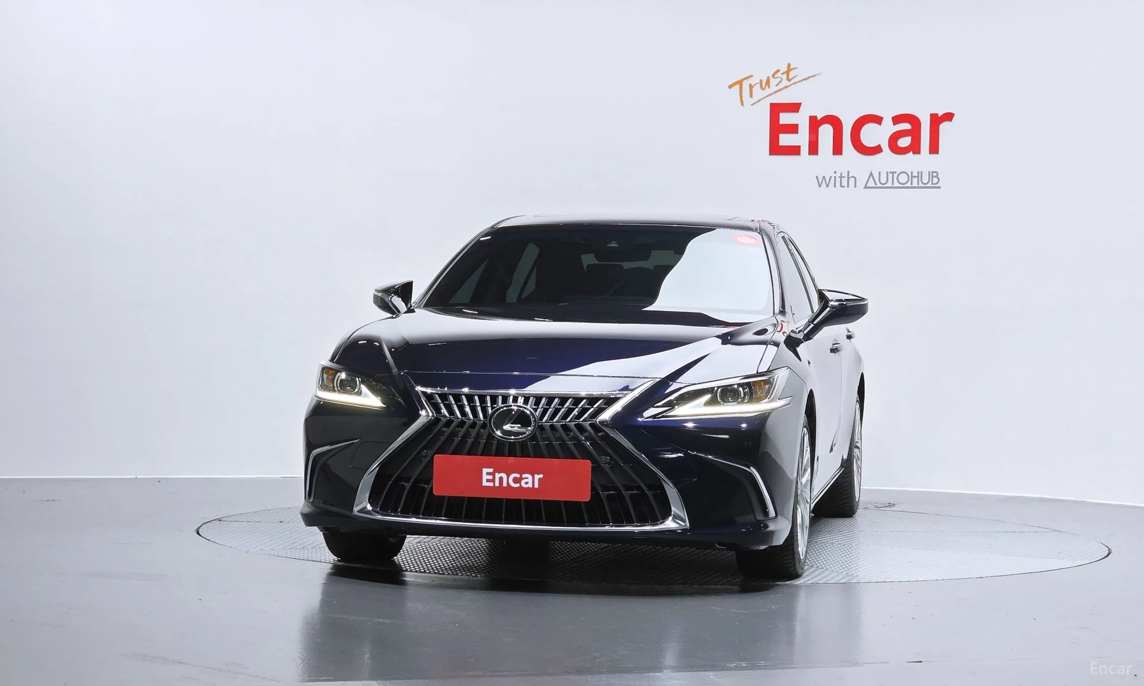 Lexus ES300h 7th Generation превью 3