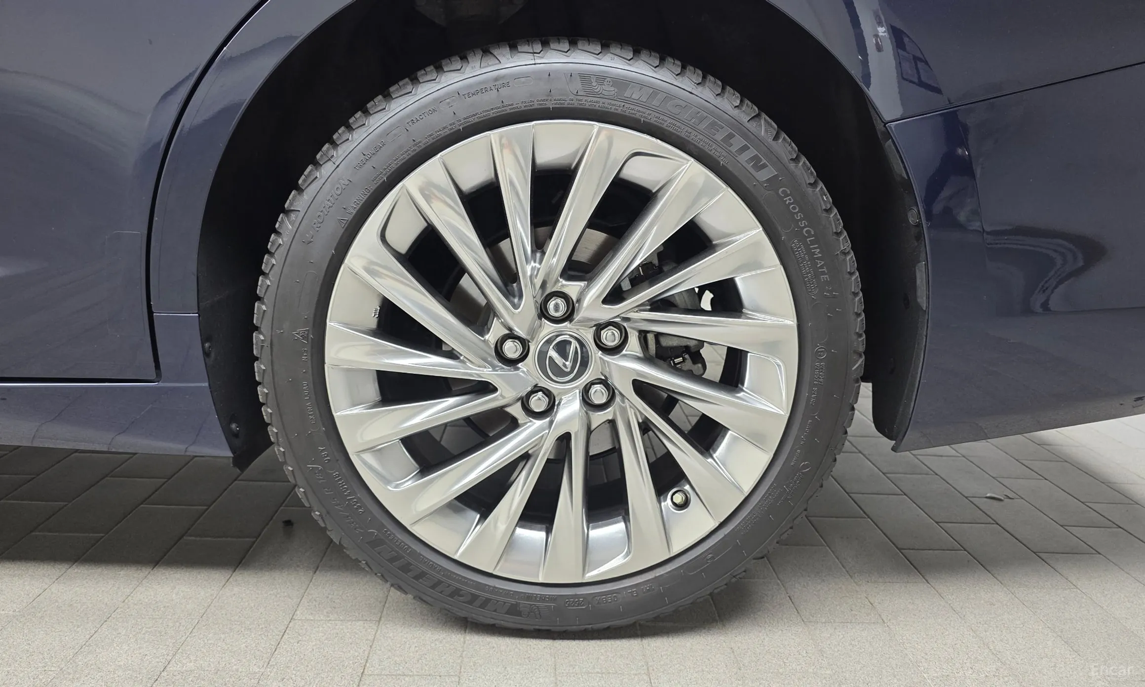 Lexus ES300h 7th Generation превью 5