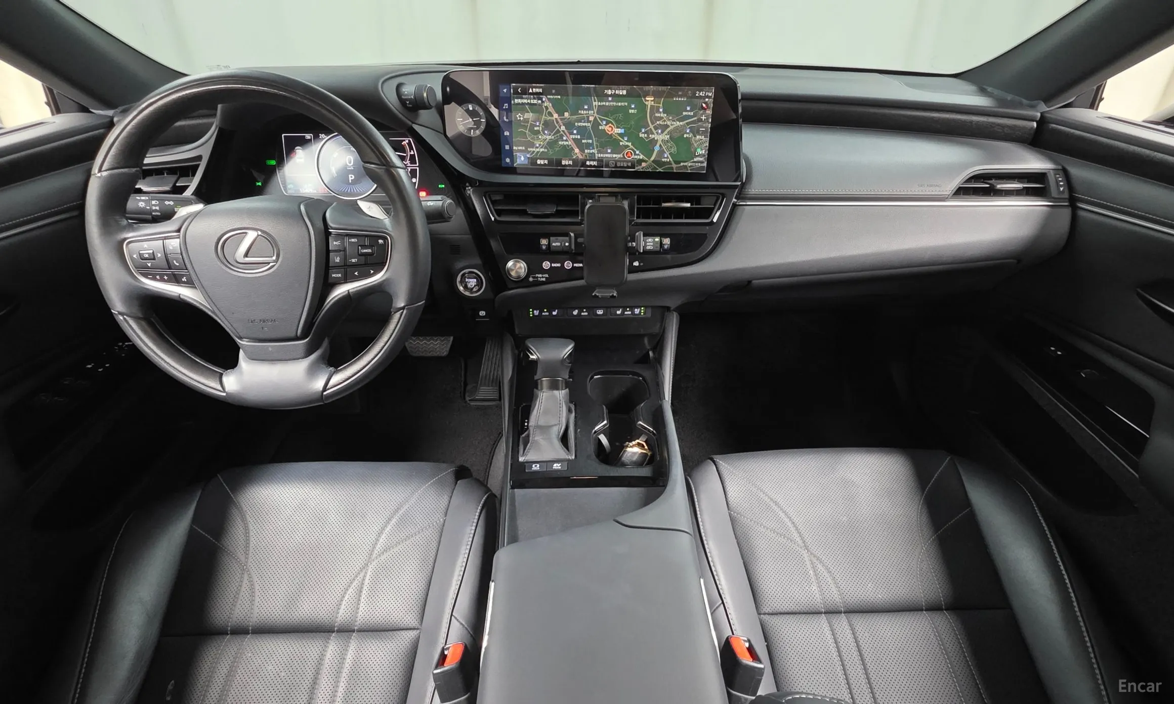 Lexus ES300h 7th Generation превью 7