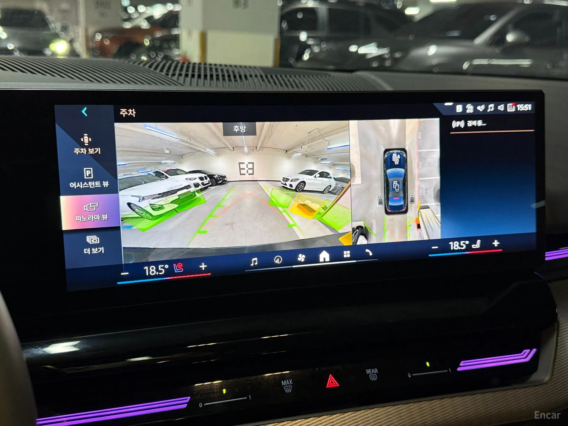 BMW 5 Series (G60) превью 16