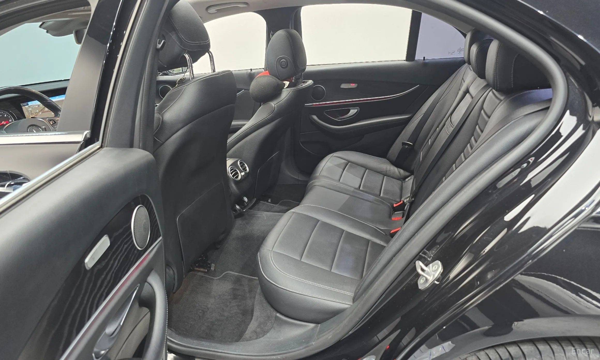 Mercedes Benz E-Class W213 превью 11