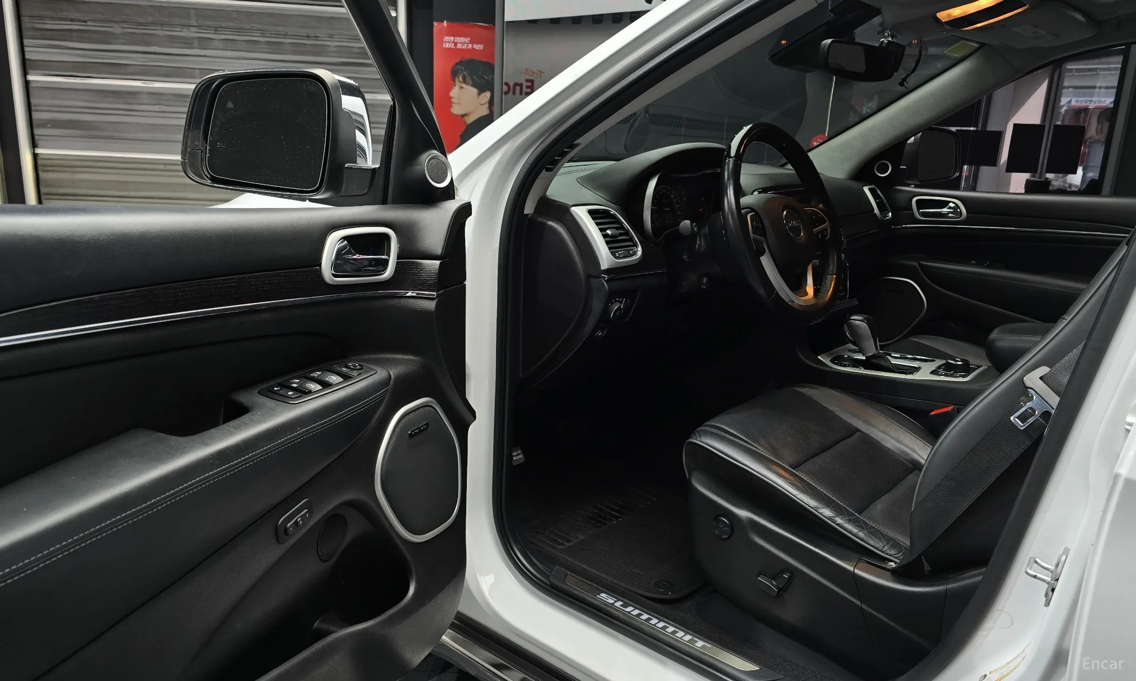 Jeep Grand Cherokee превью 10