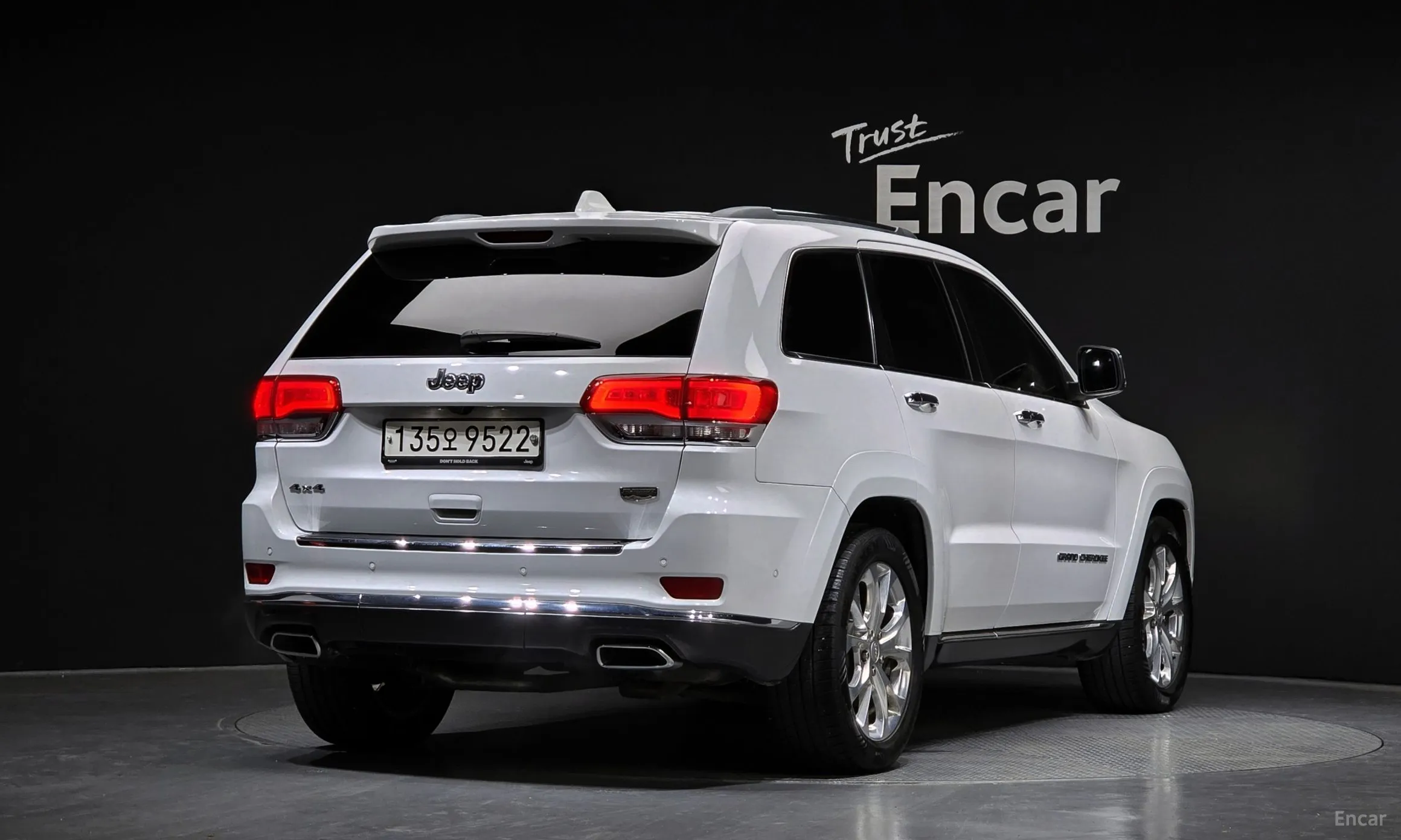 Jeep Grand Cherokee превью 2