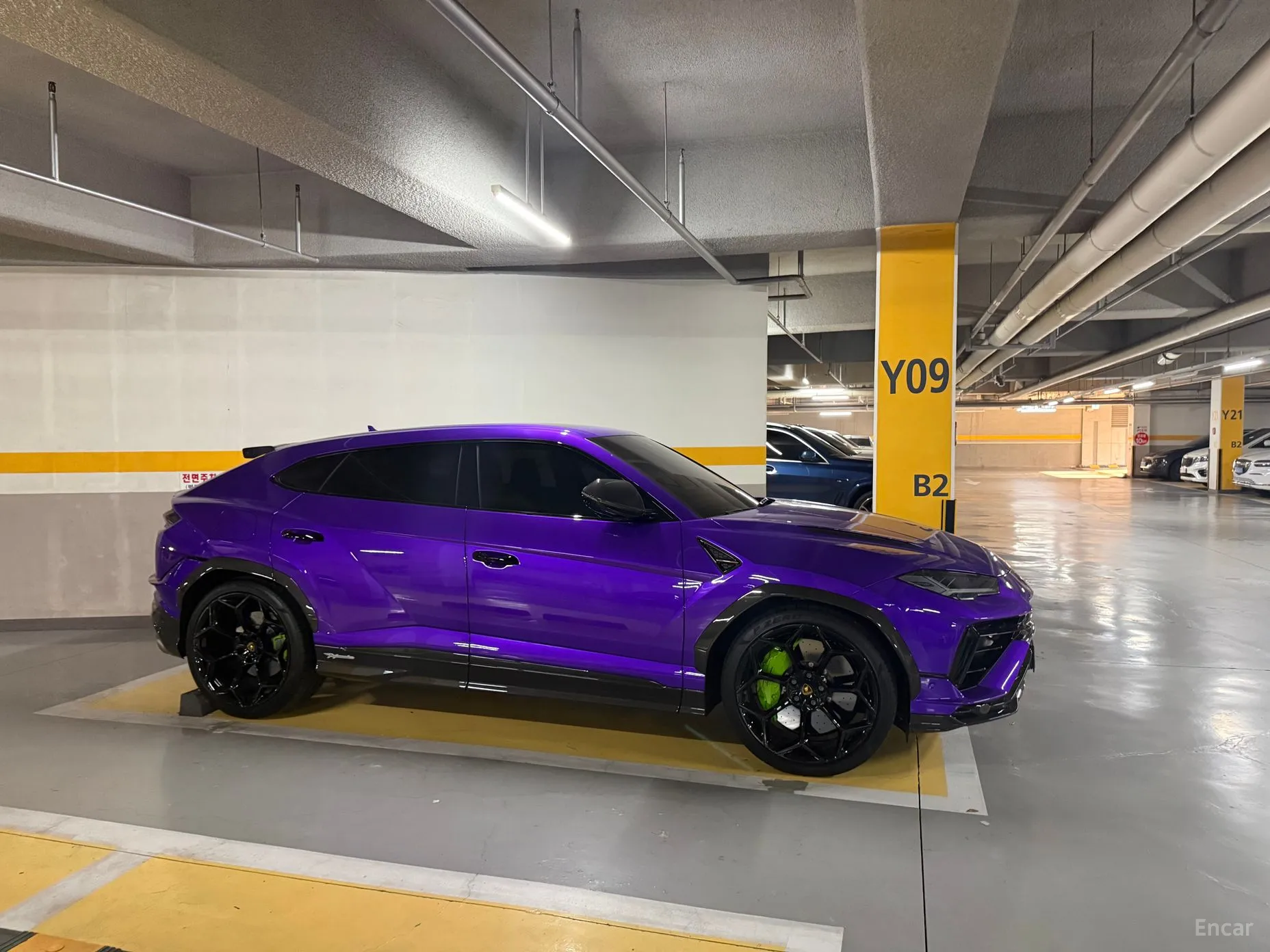 Lamborghini Urus превью 5
