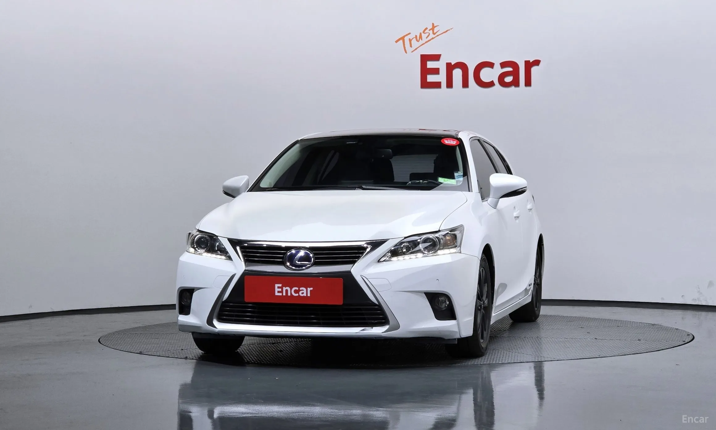 Lexus CT200h превью 3