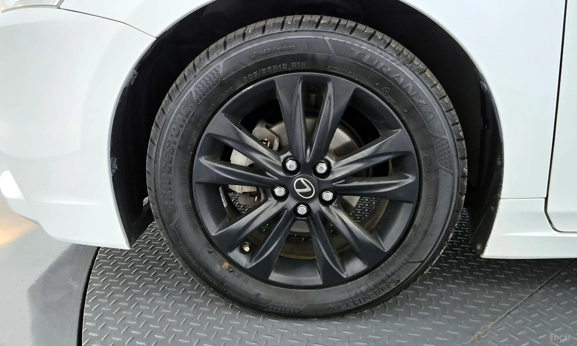 Lexus CT200h превью 5