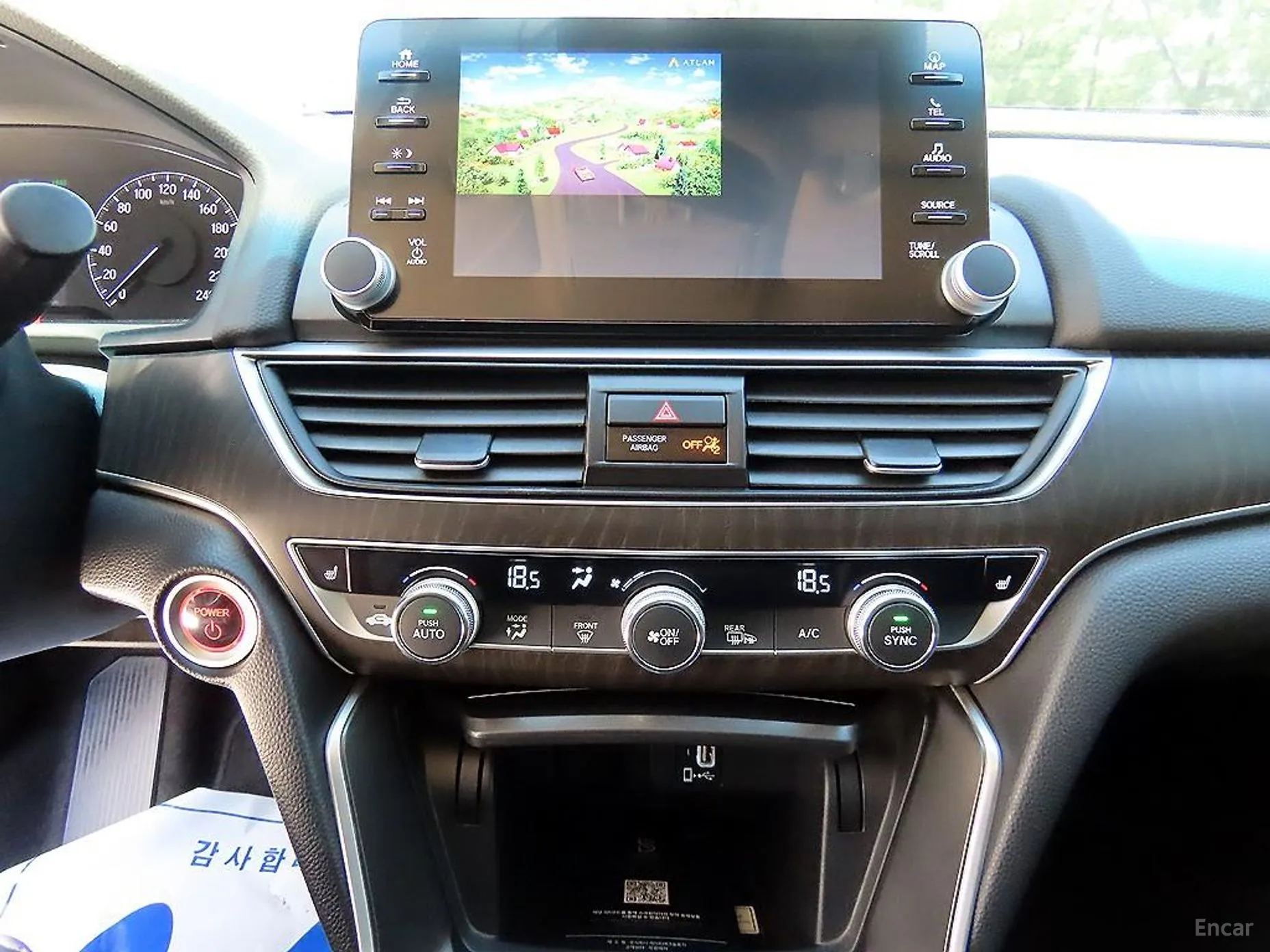 Honda Accord 10th Generation превью 16