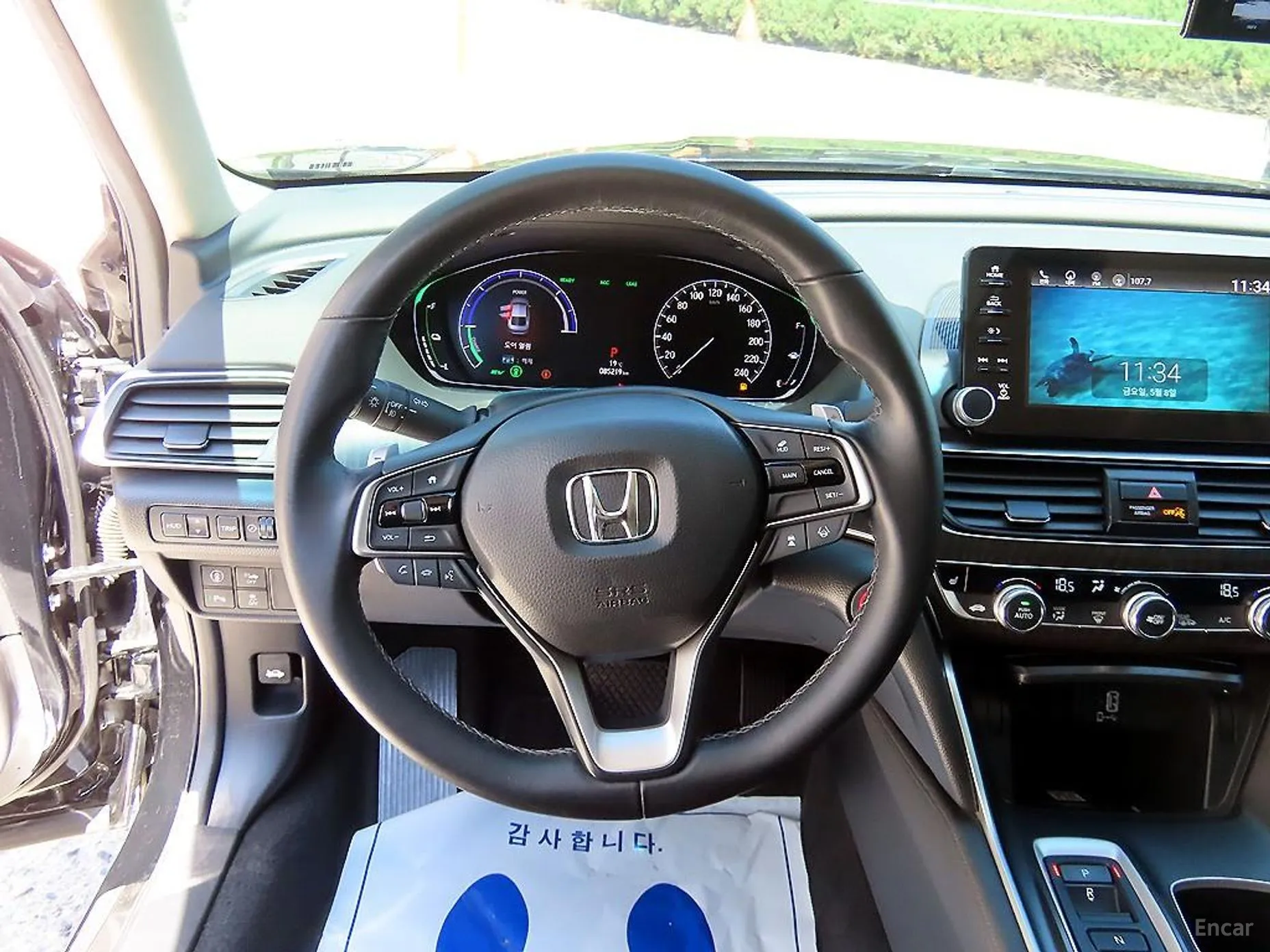 Honda Accord 10th Generation превью 8