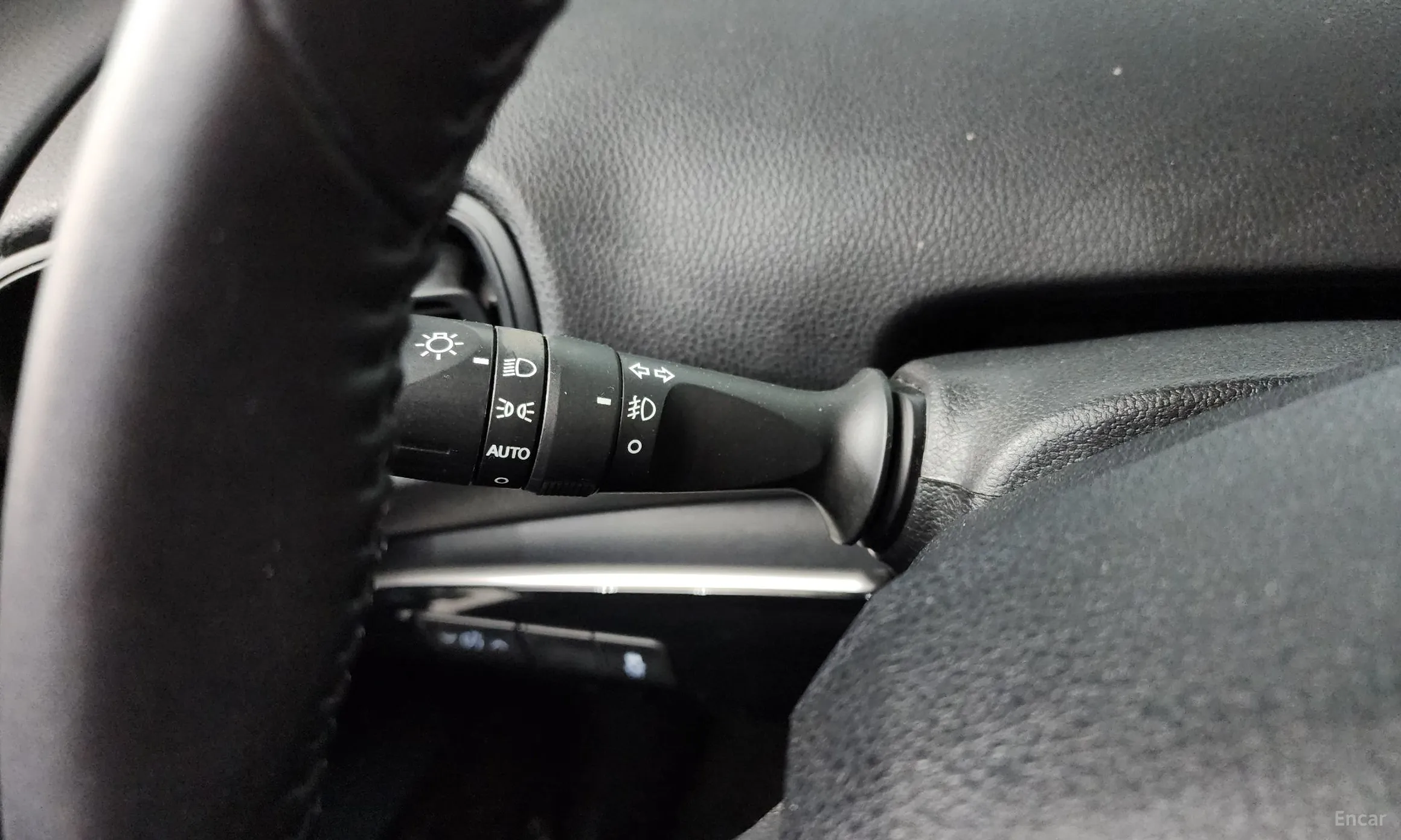 Toyota Prius 4th Generation превью 20