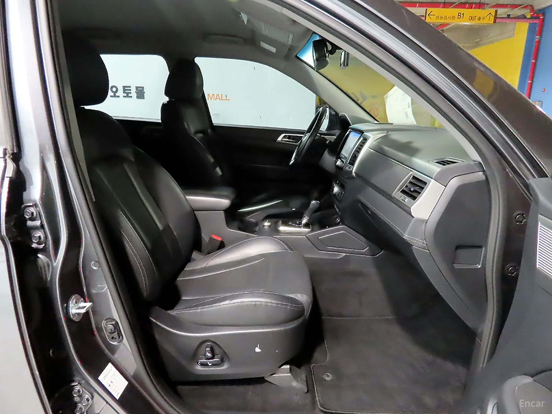 KG Mobility (SsangYong) Rexton Sports превью 11